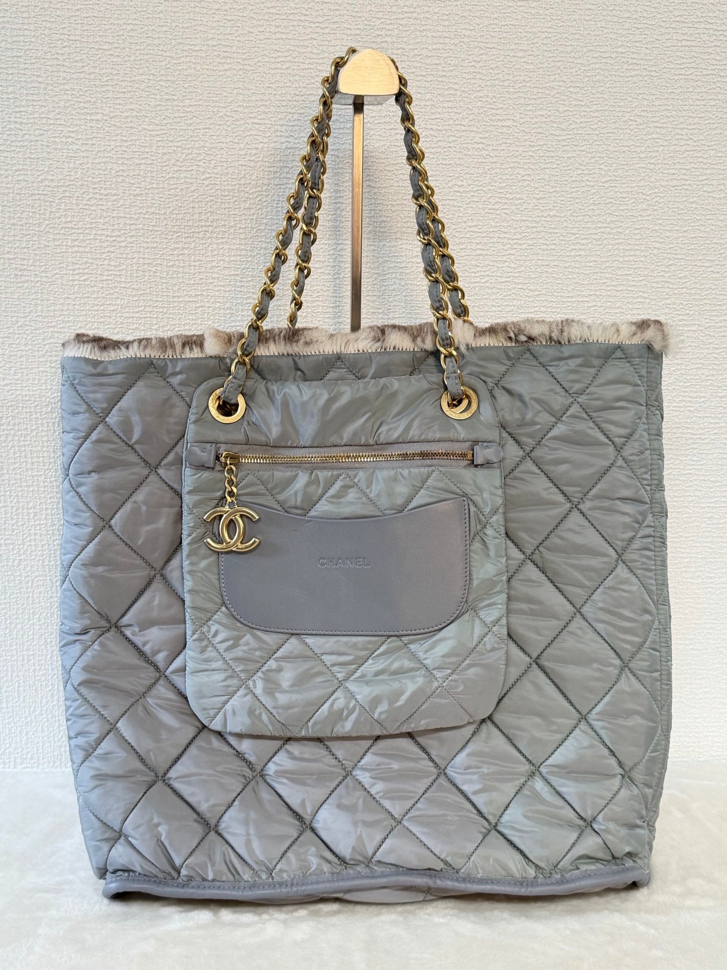 CHANEL Orylag Reversible Totebag