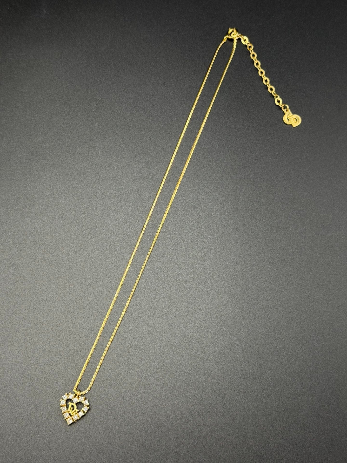CHRISTIAN DIOR Heart-shaped Earring /Necklace Set