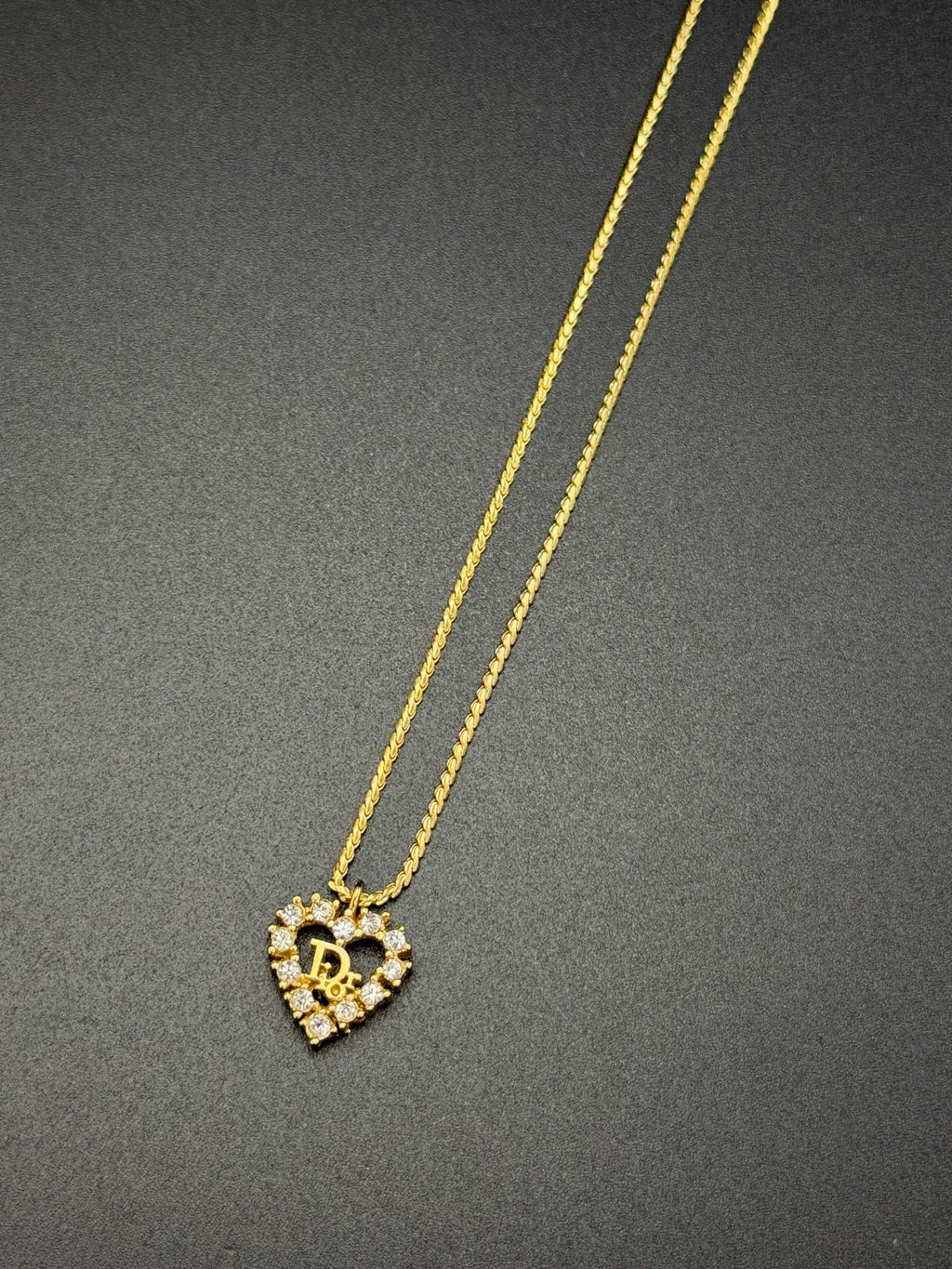 CHRISTIAN DIOR Heart-shaped Earring /Necklace Set