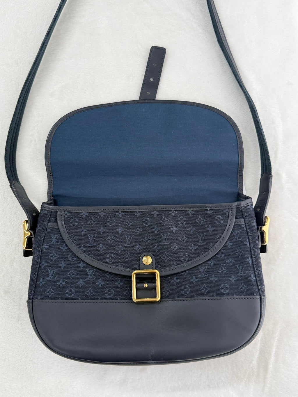 LOUIS VUITTON Monogram Denim Massenger Shoulderbag
