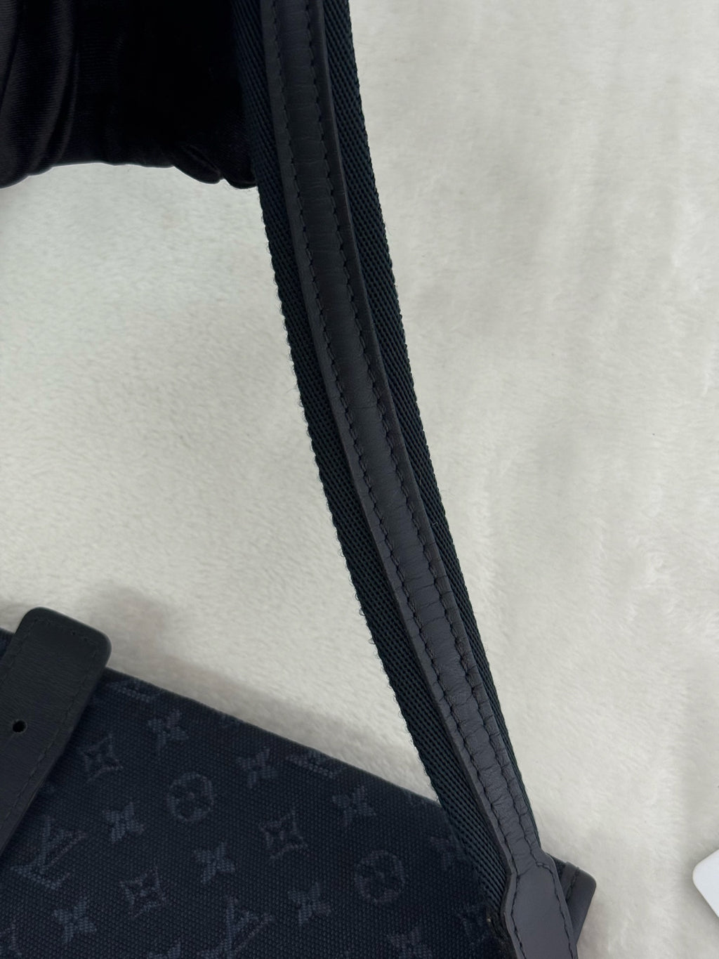 LOUIS VUITTON Monogram Denim Massenger Shoulderbag