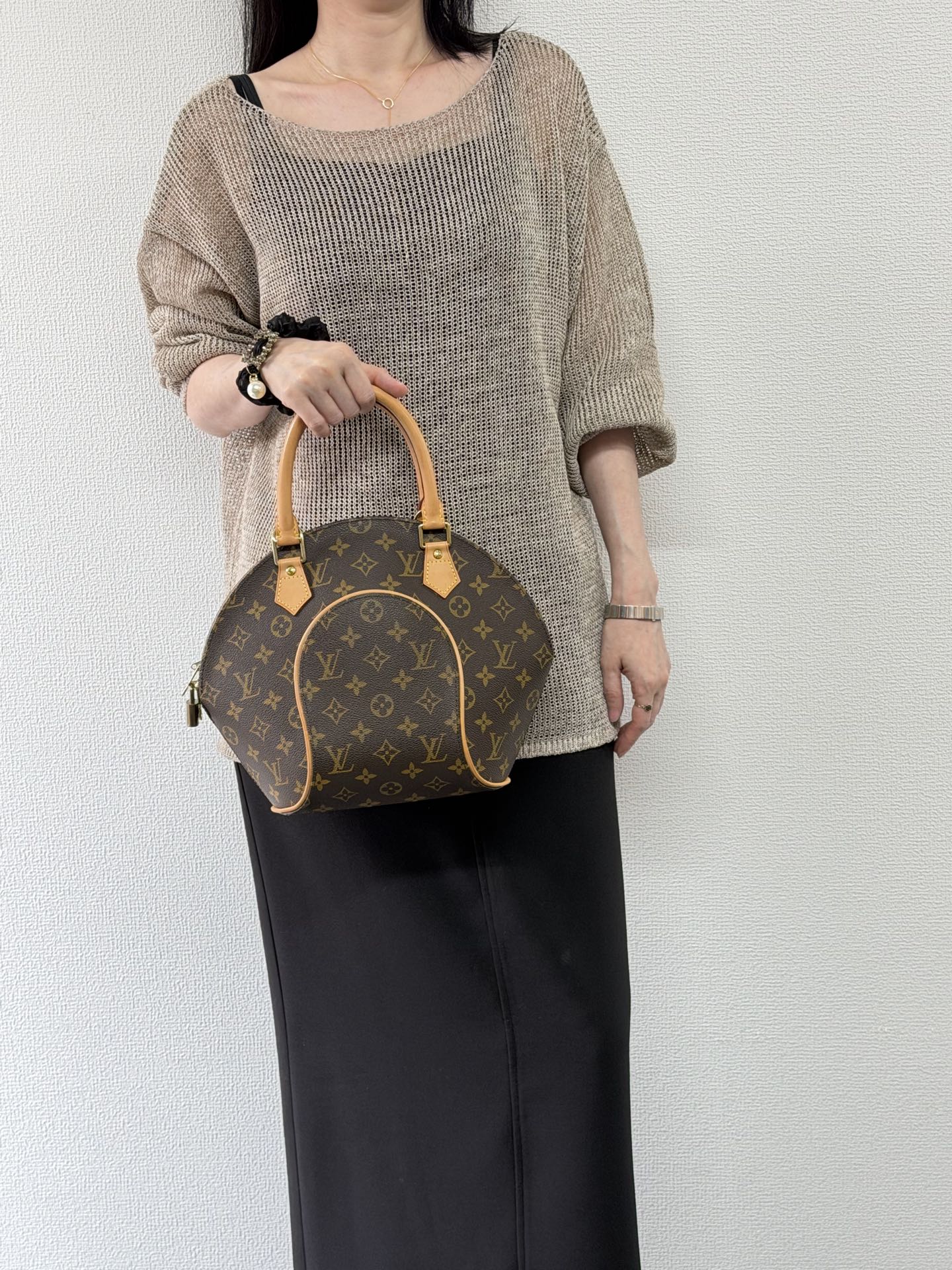 LOUIS VUITTON Monogram Pearl Bag