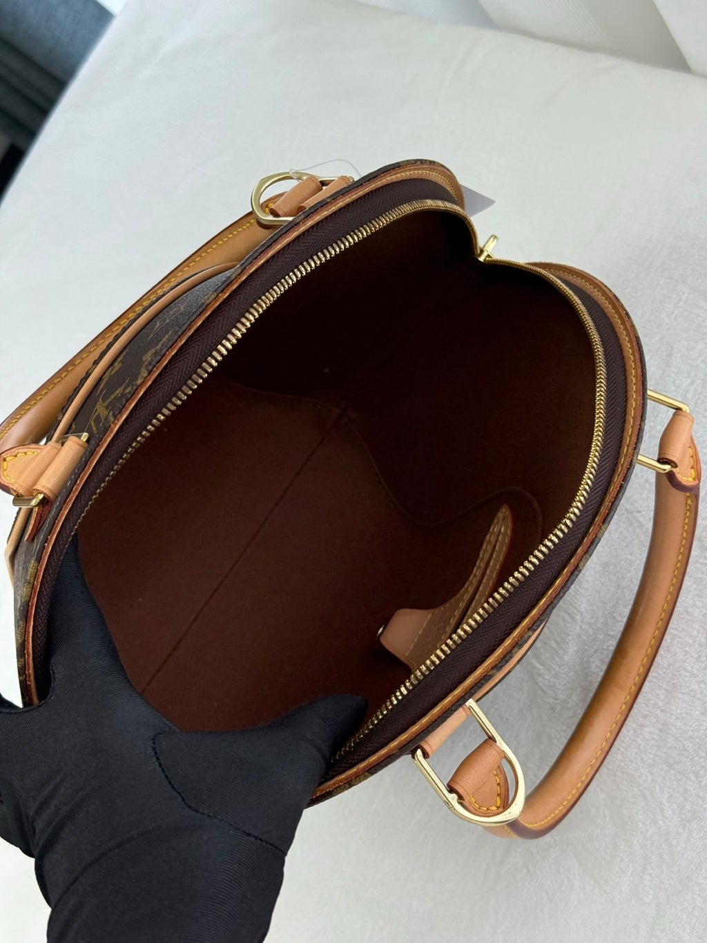 LOUIS VUITTON Monogram Pearl Bag