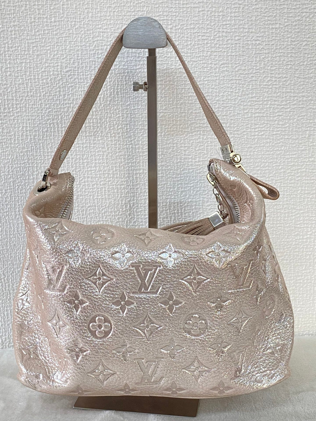 LOUIS VUITTON  Limited Edition Monogram Shimmer Halo Bag