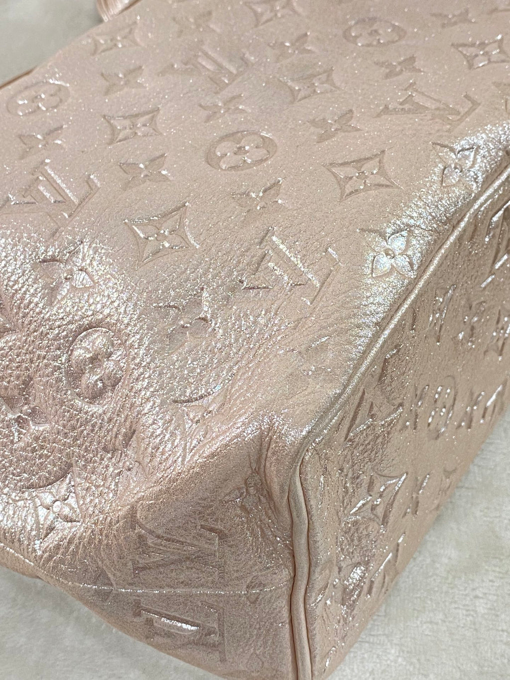 LOUIS VUITTON  Limited Edition Monogram Shimmer Halo Bag