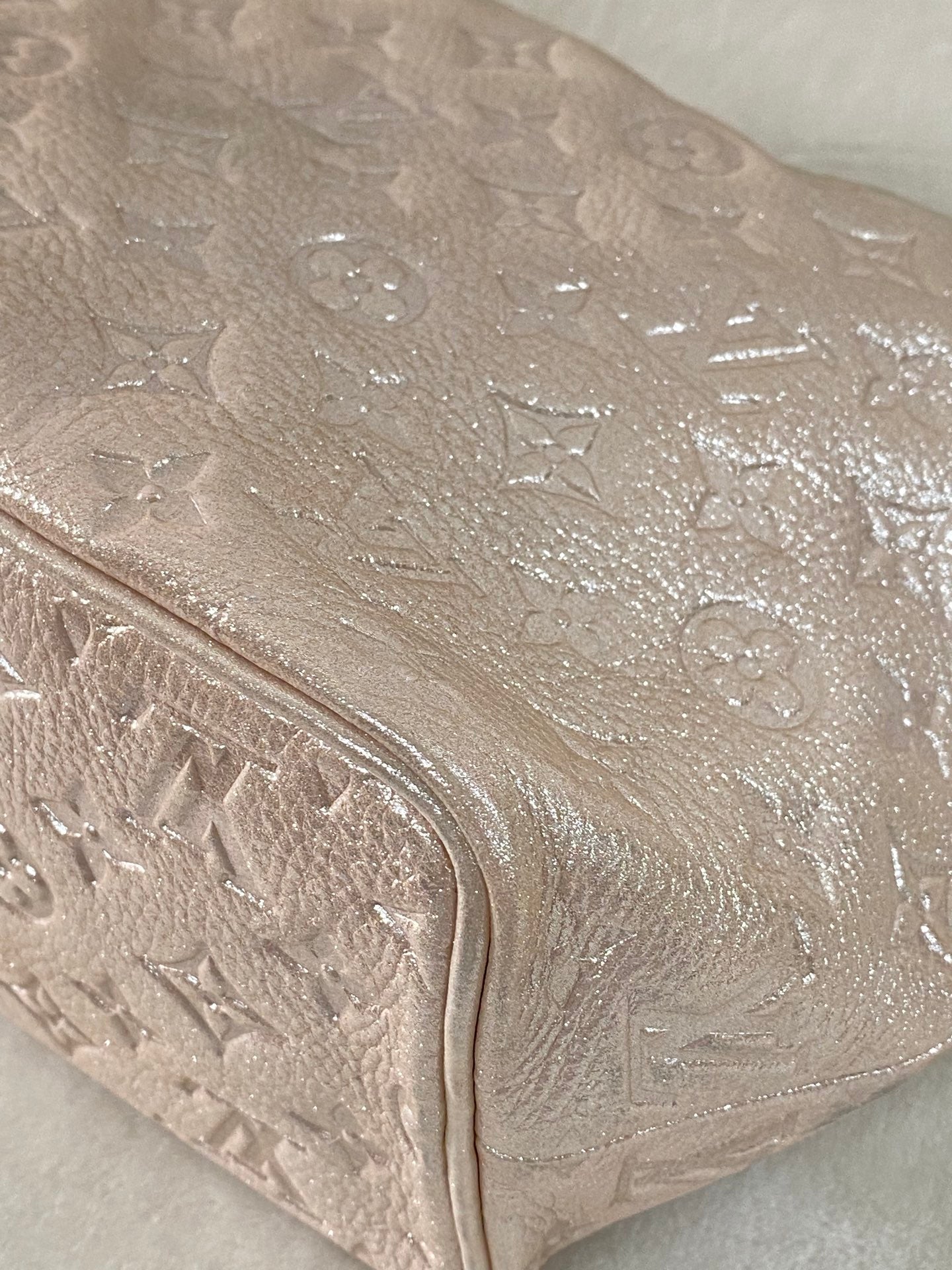 LOUIS VUITTON  Limited Edition Monogram Shimmer Halo Bag