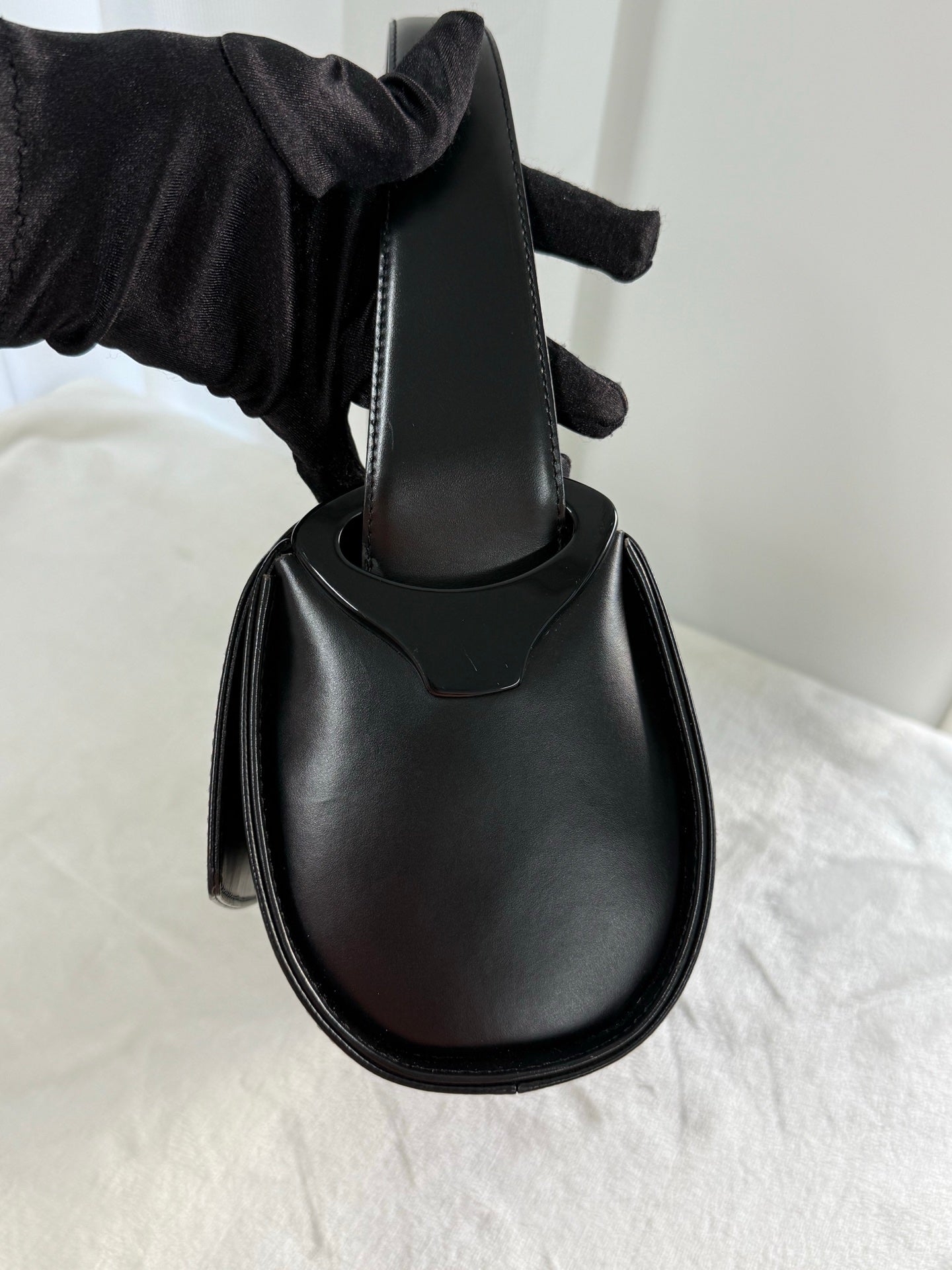 LOUIS VUITTON Epi Nocturne Shoulderbag