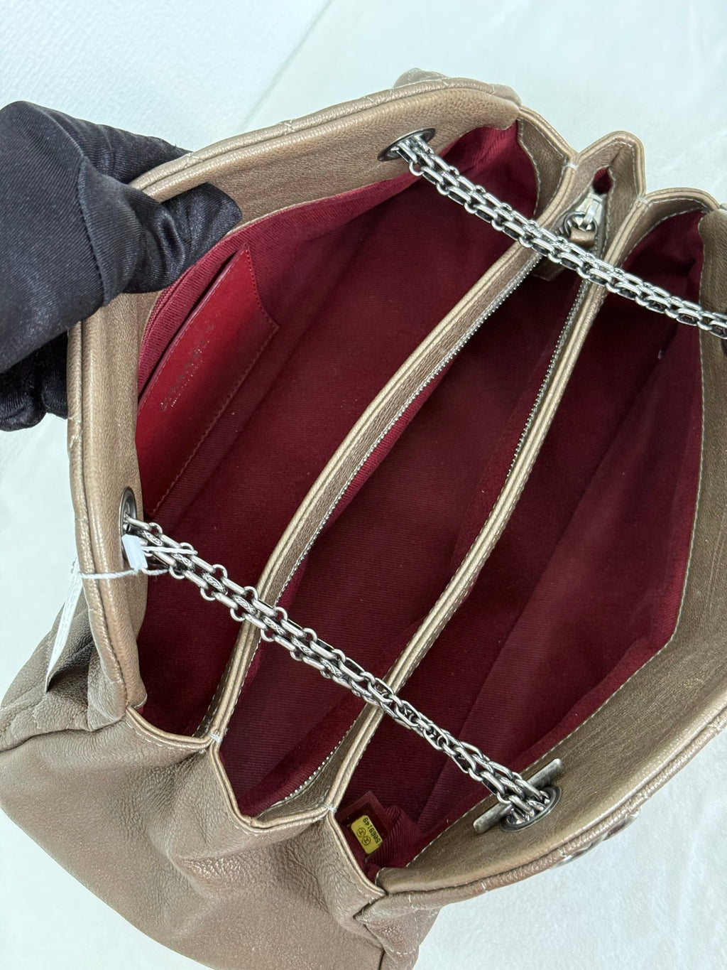 CHANEL Quilted Double-C Logo Chainbag