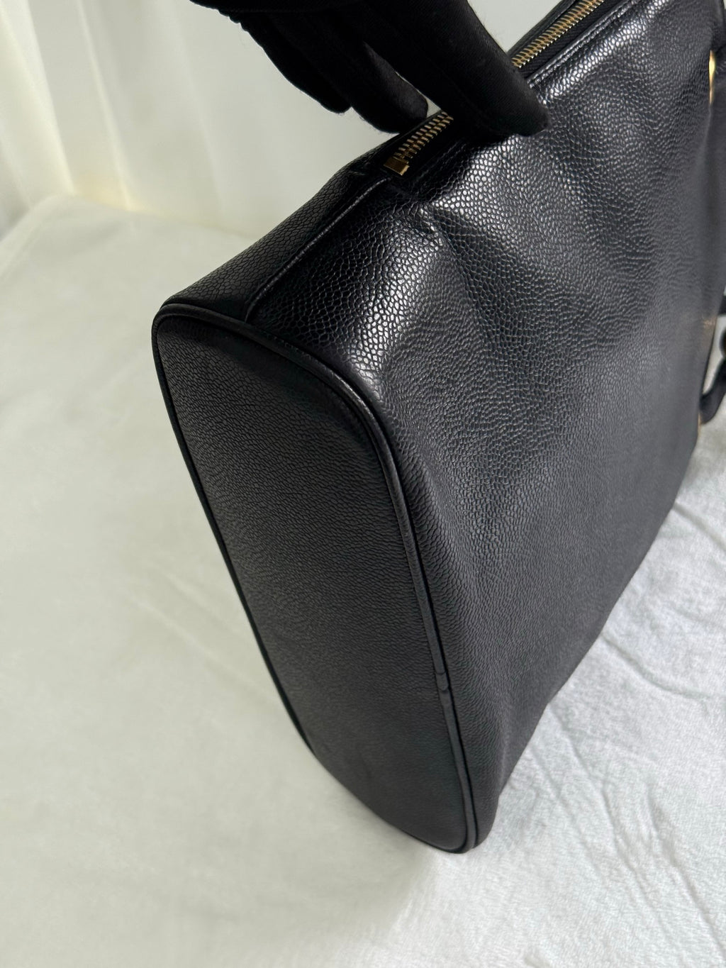 CHANEL Double-C Cavier Golden Ball Shoulderbag