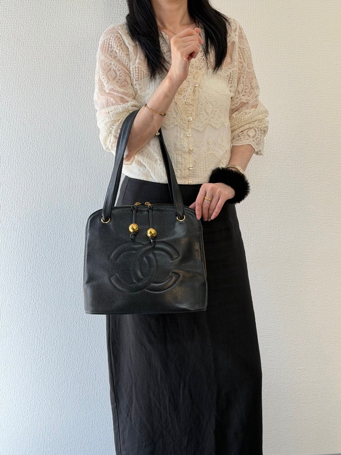 CHANEL Double-C Cavier Golden Ball Shoulderbag