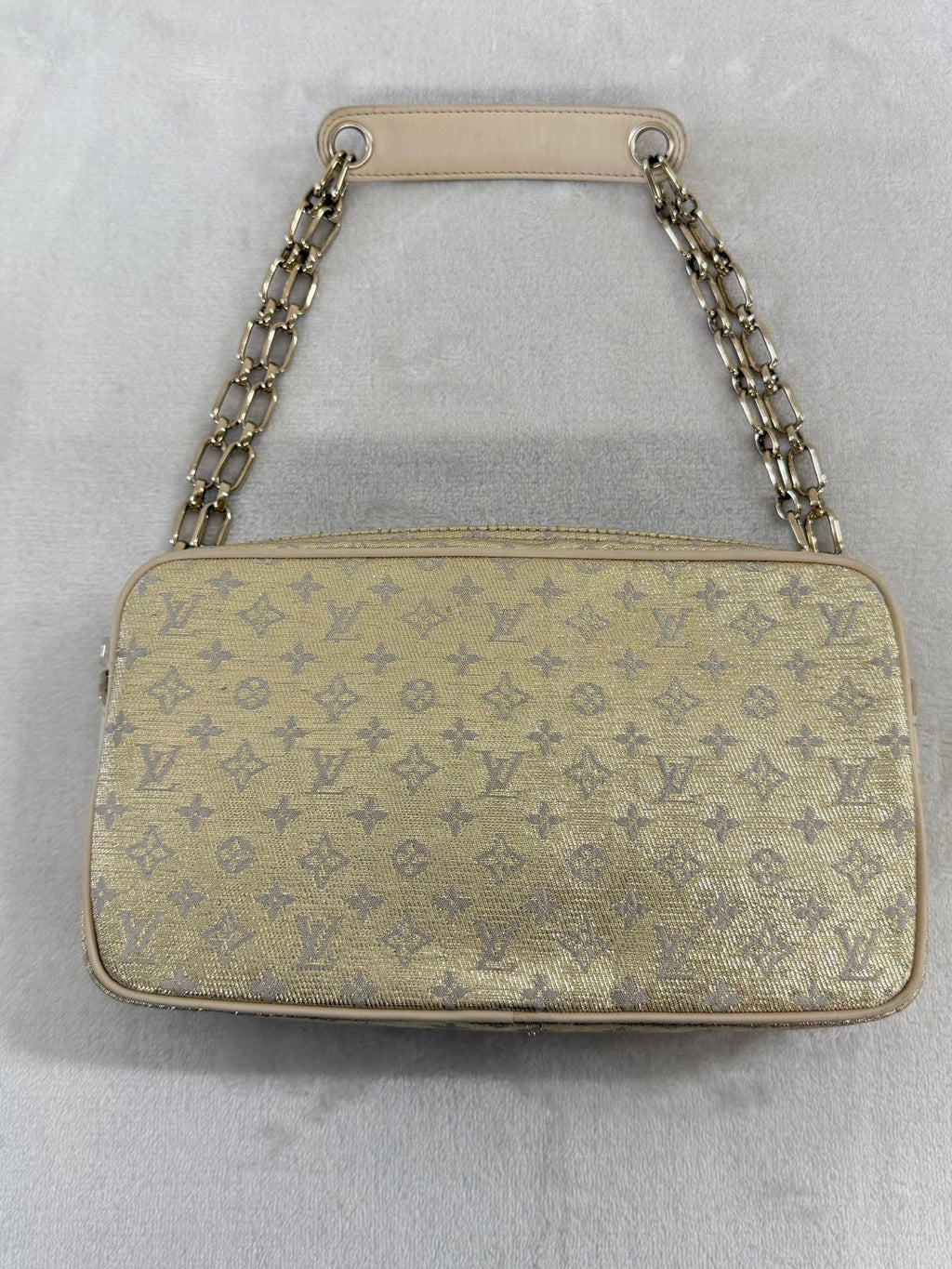 LOUIS VUITTON Satin Monogram Shoulderbag