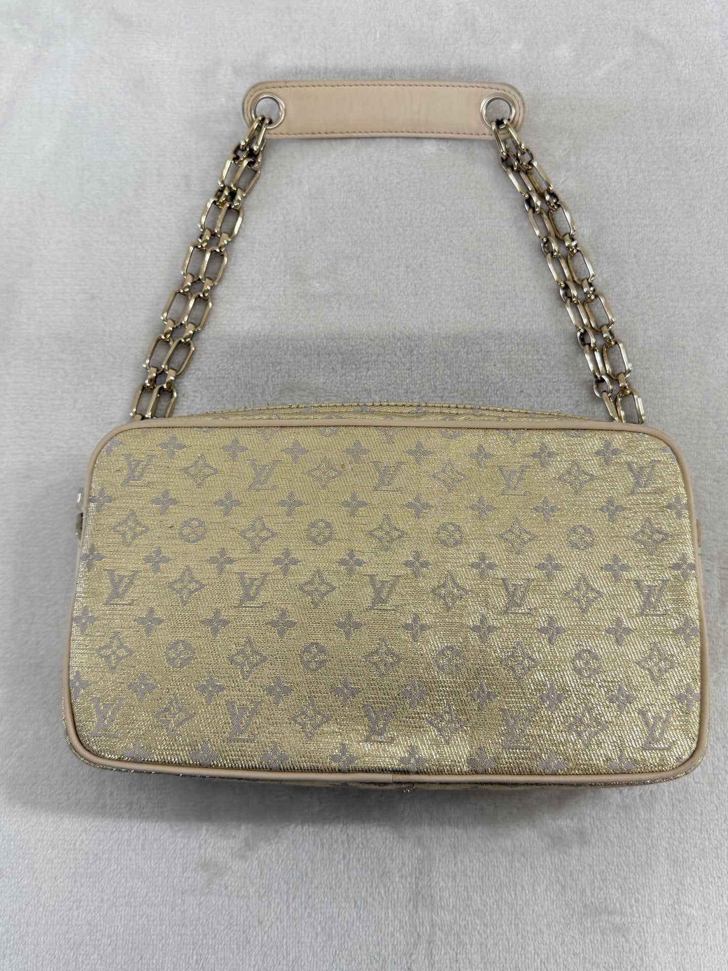LOUIS VUITTON Satin Monogram Shoulderbag