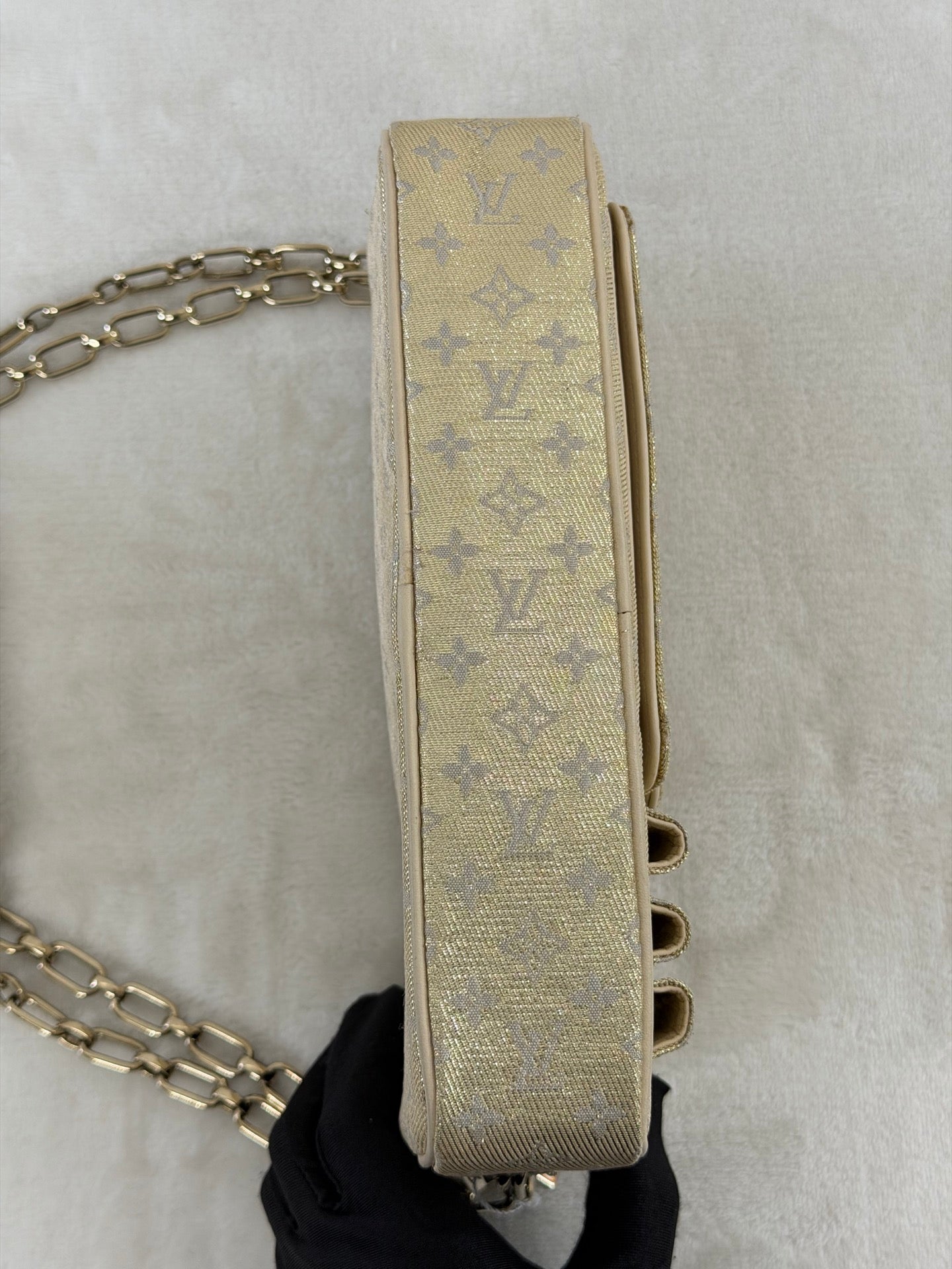 LOUIS VUITTON Satin Monogram Shoulderbag