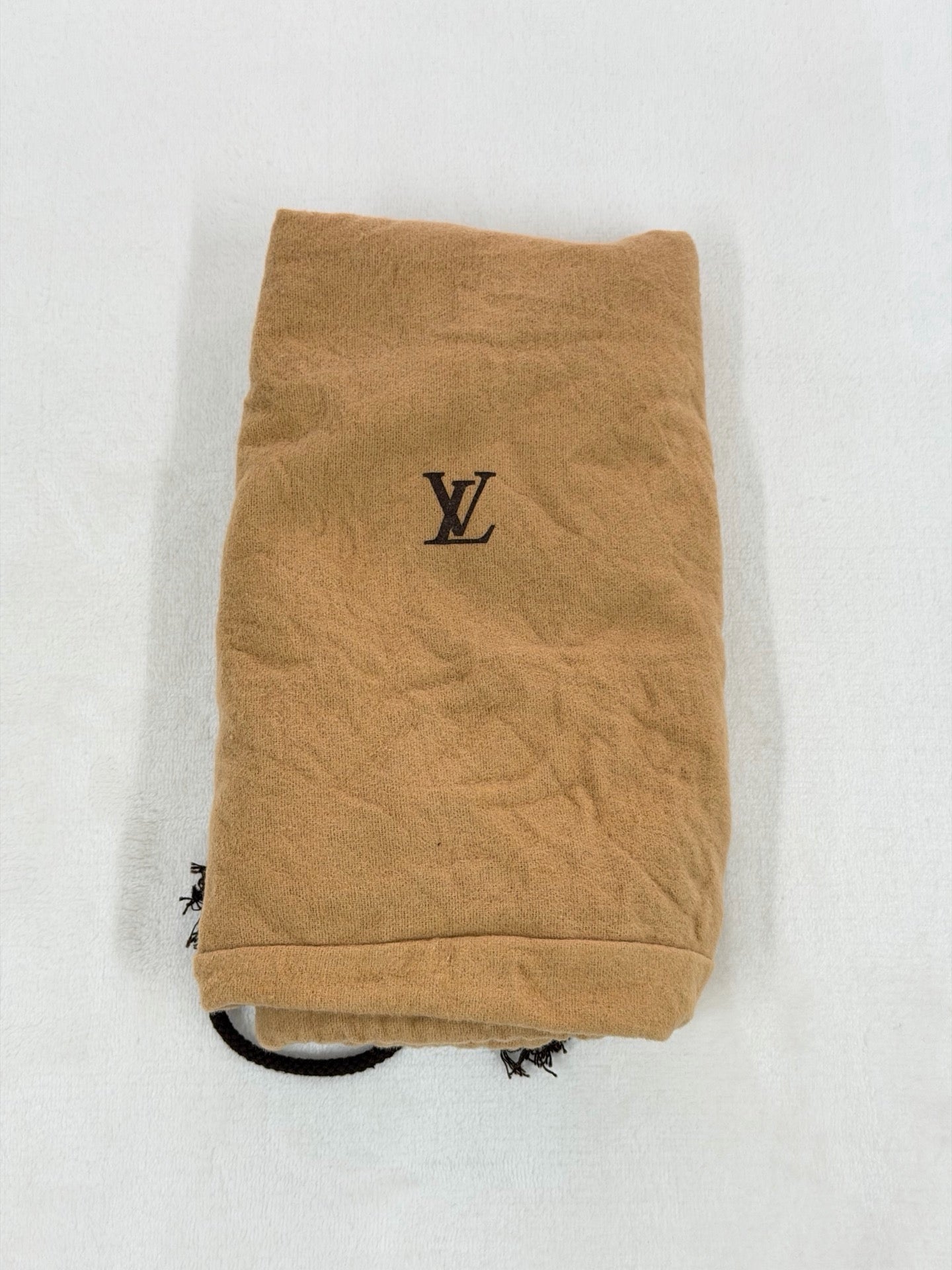 LOUIS VUITTON Monogram Looping MM