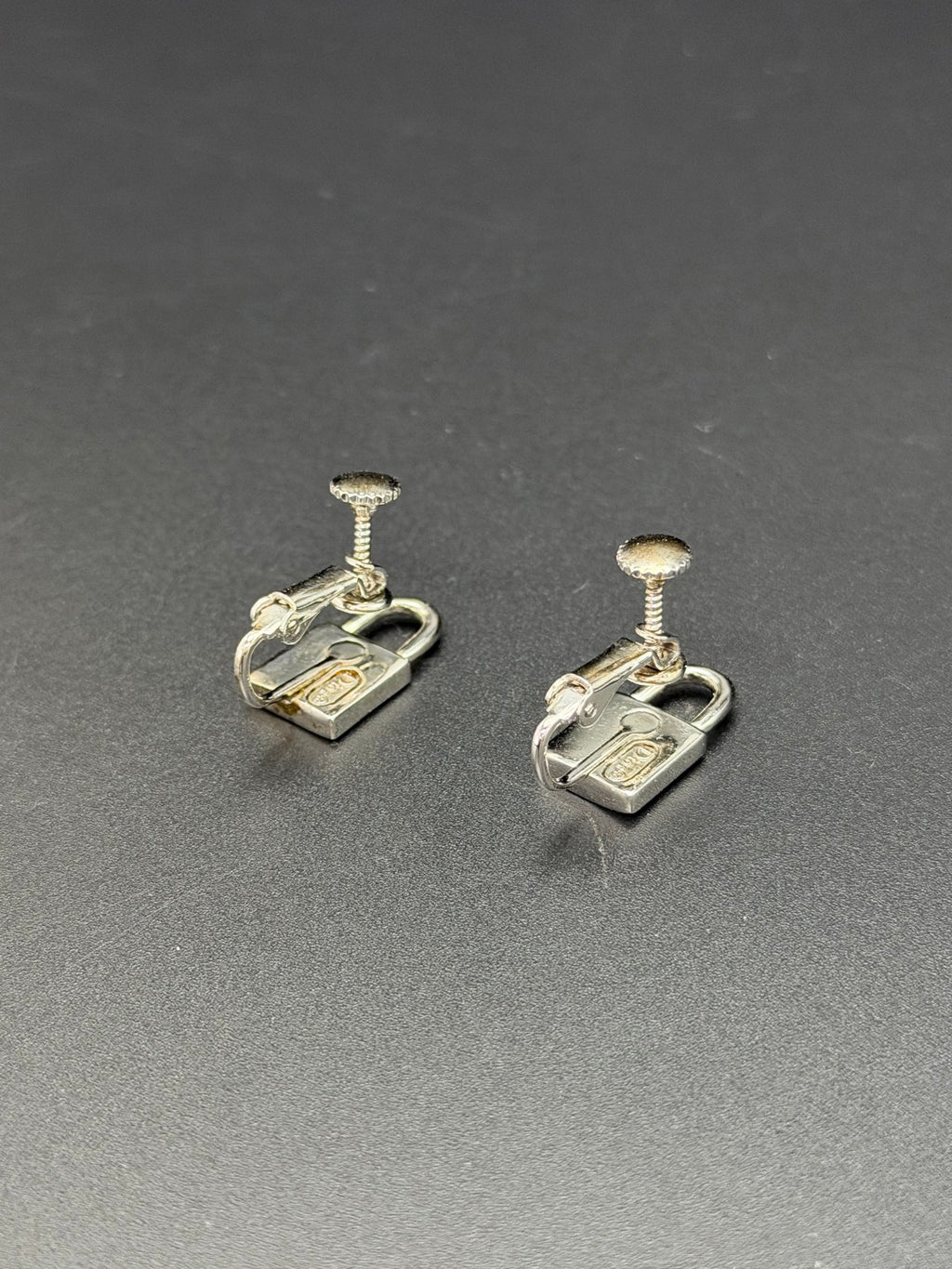 CHRISTIAN DIOR Logo Lock Earring Clip