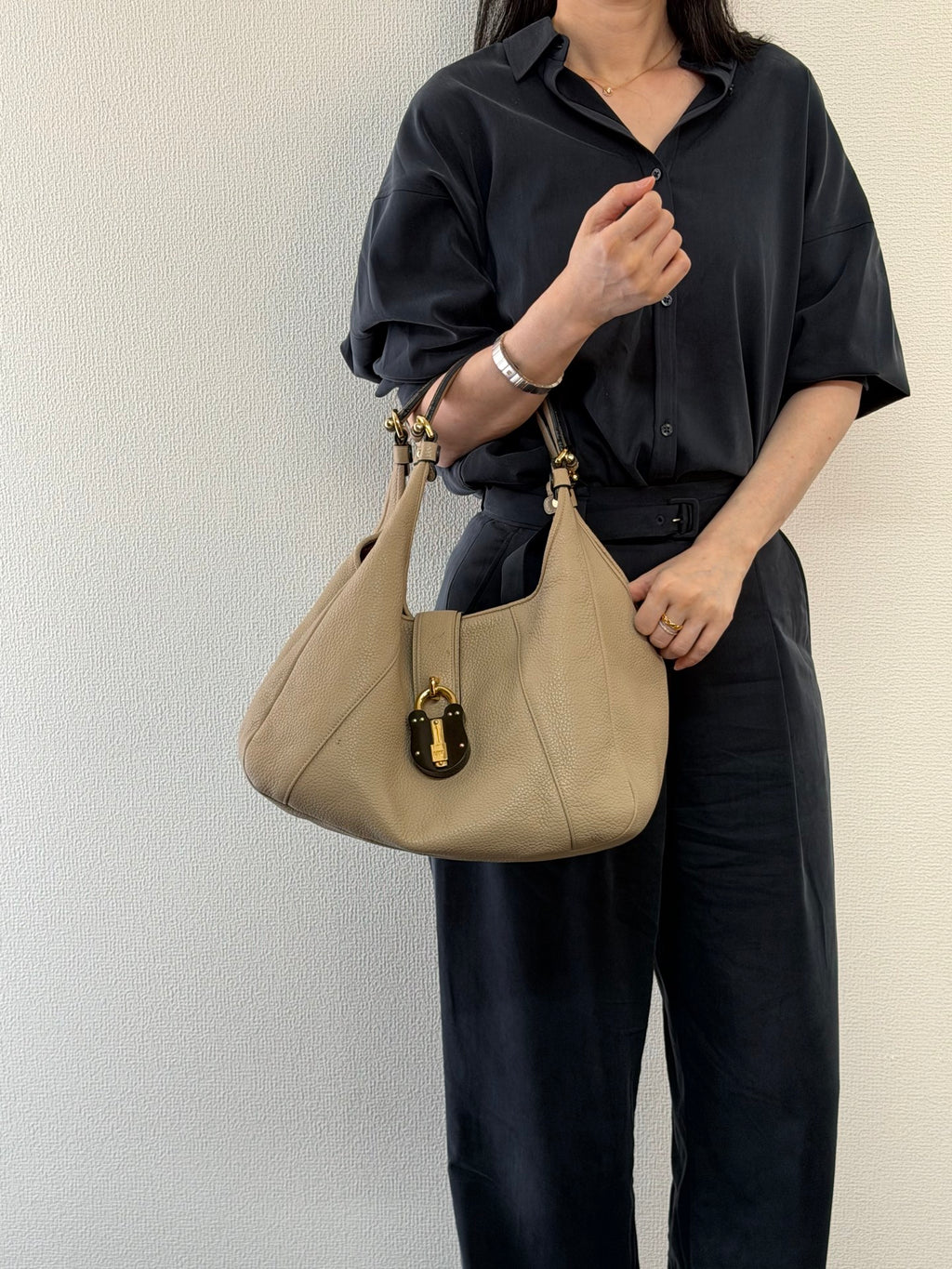 LOEWE Calle Hobobag