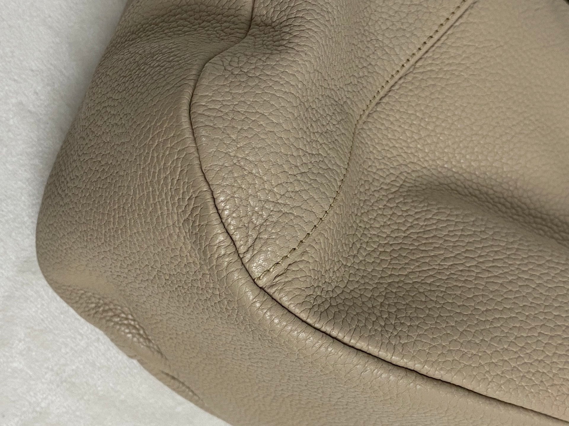 LOEWE Calle Hobobag