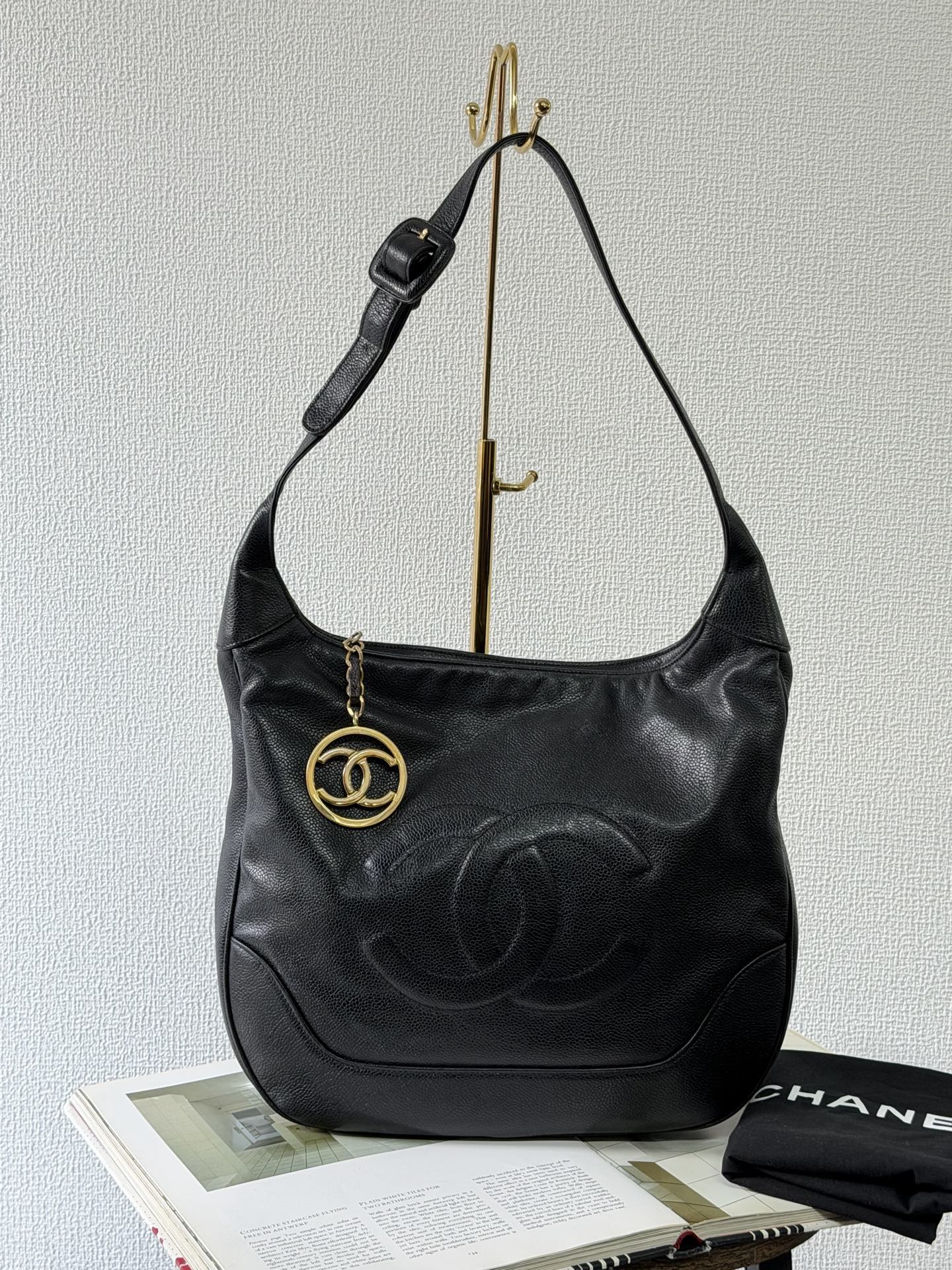 CHANEL Genuine Double-C Hobobag