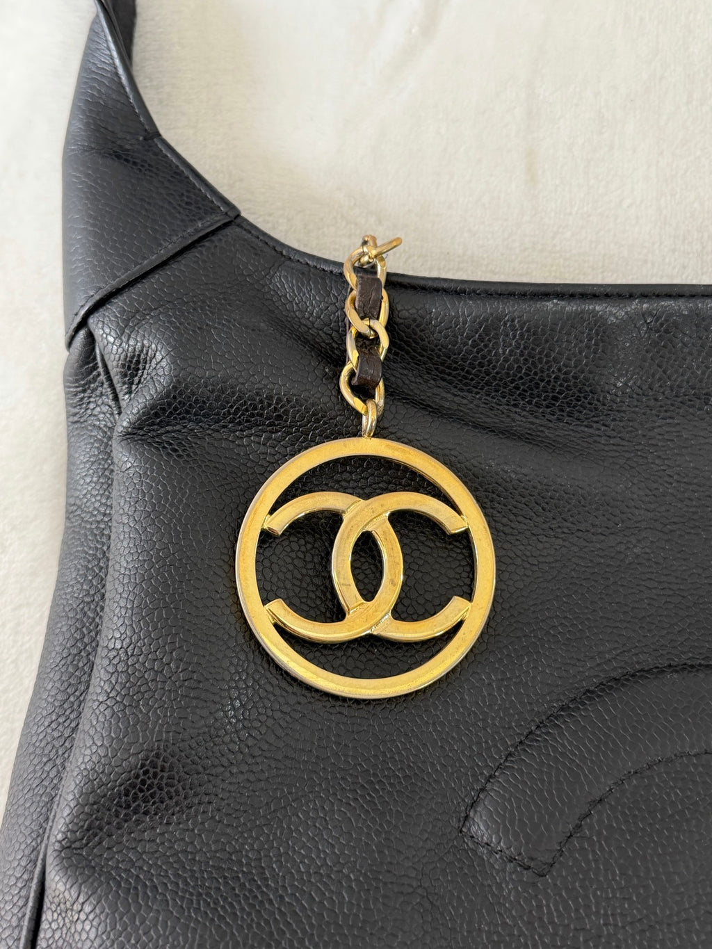 CHANEL Genuine Double-C Hobobag