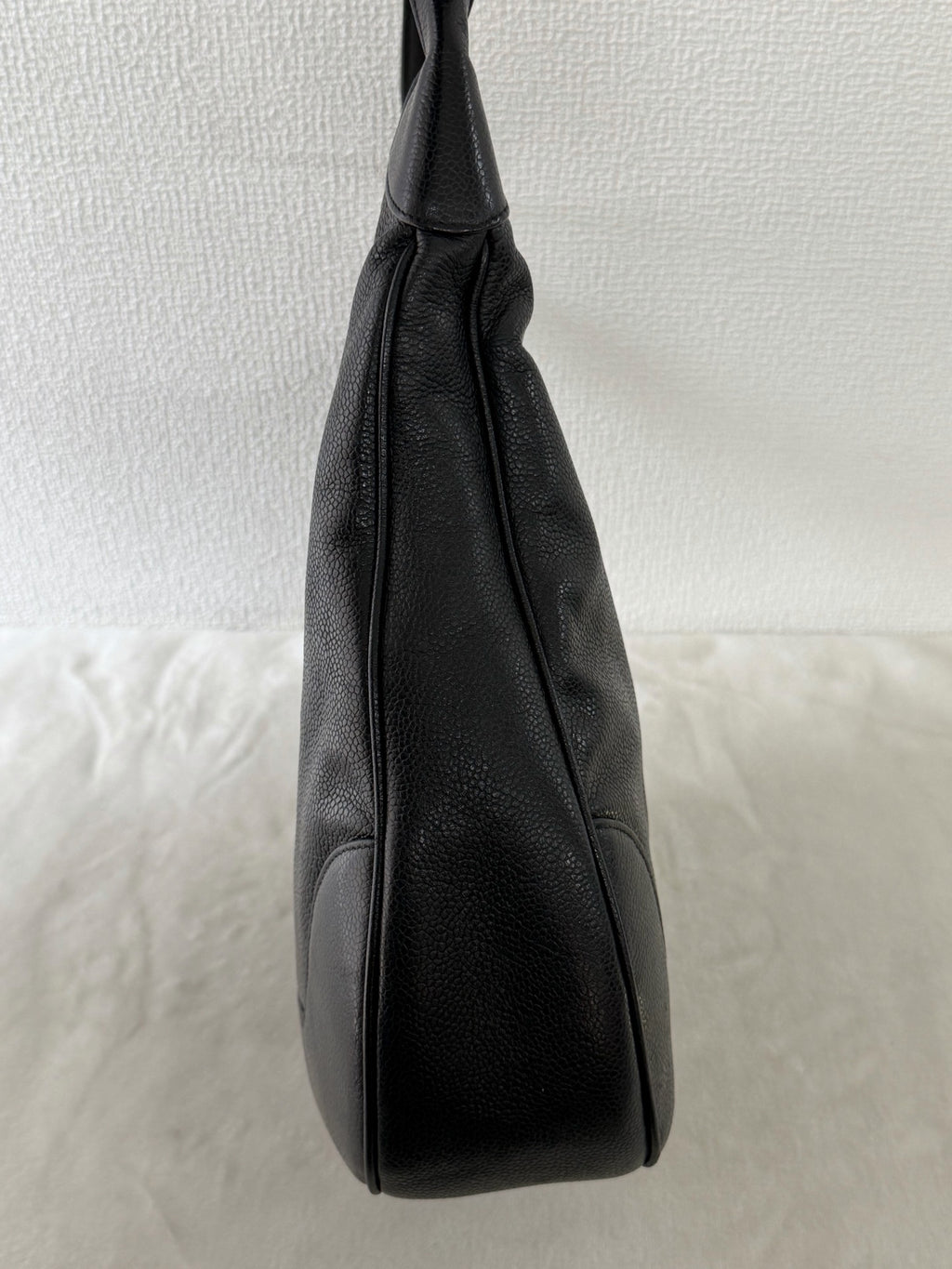 CHANEL Genuine Double-C Hobobag