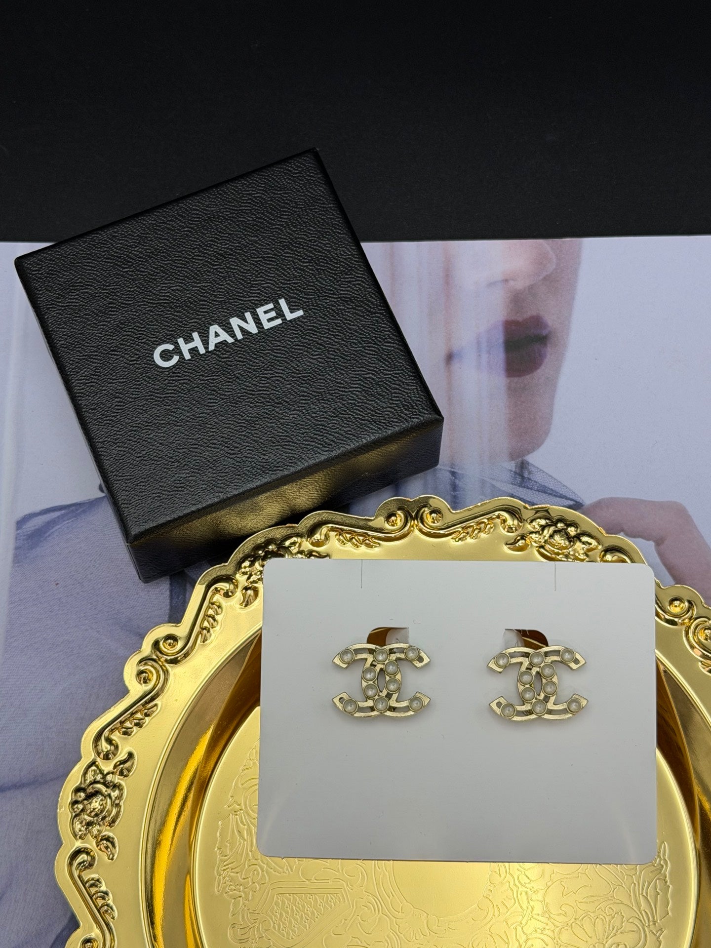 CHANEL Double-C Earring Clips