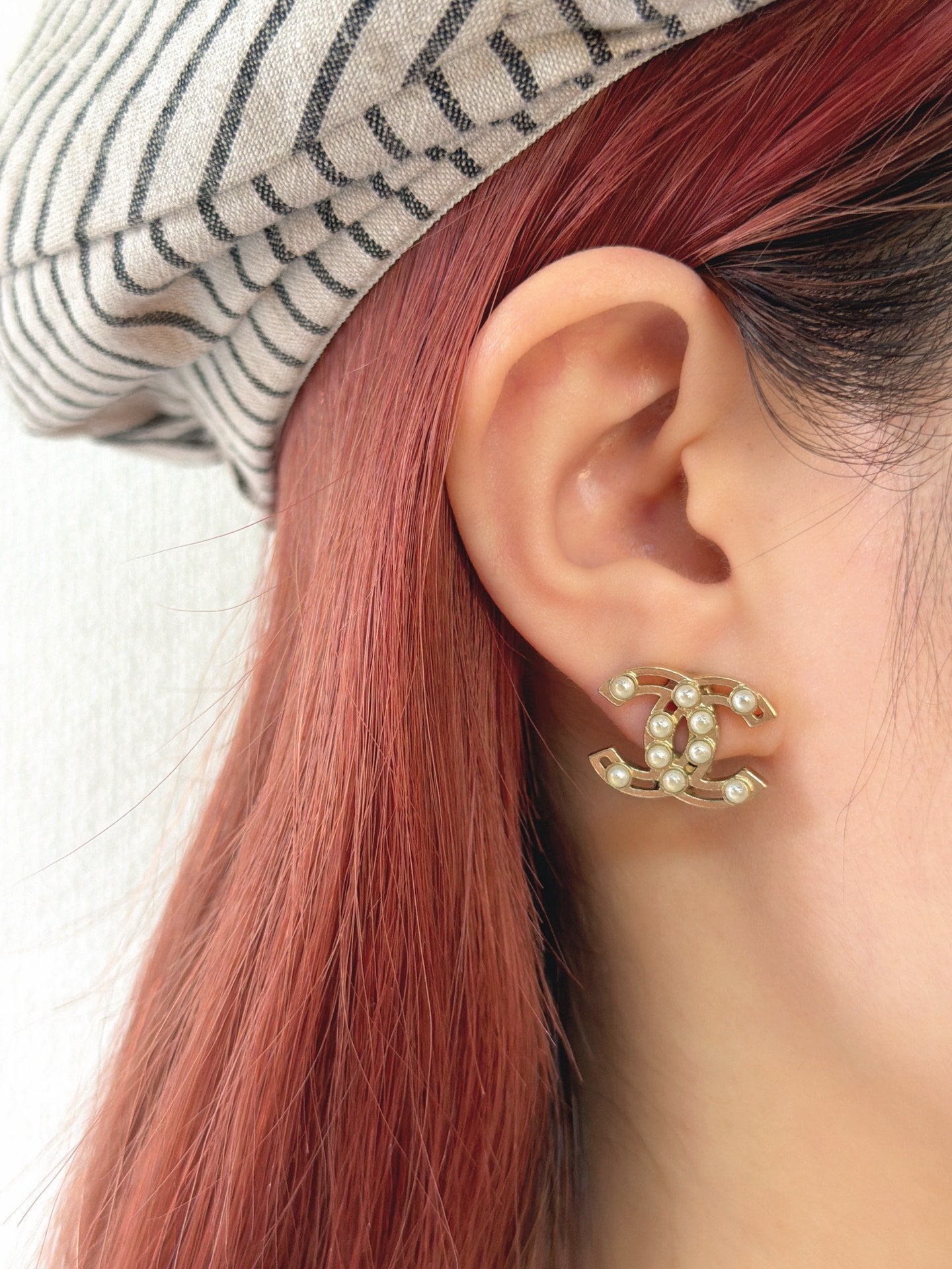 CHANEL Double-C Earring Clips