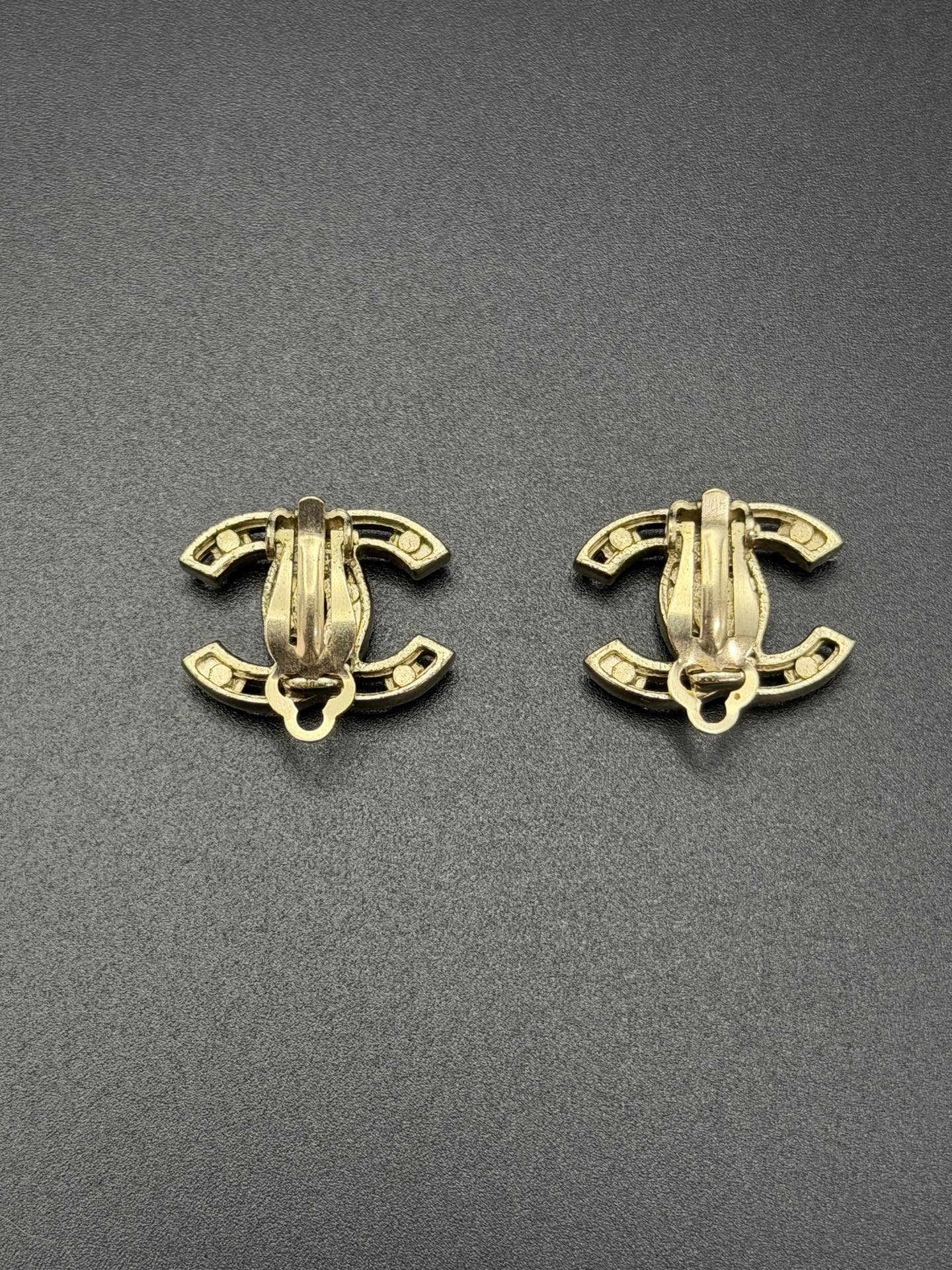 CHANEL Double-C Earring Clips