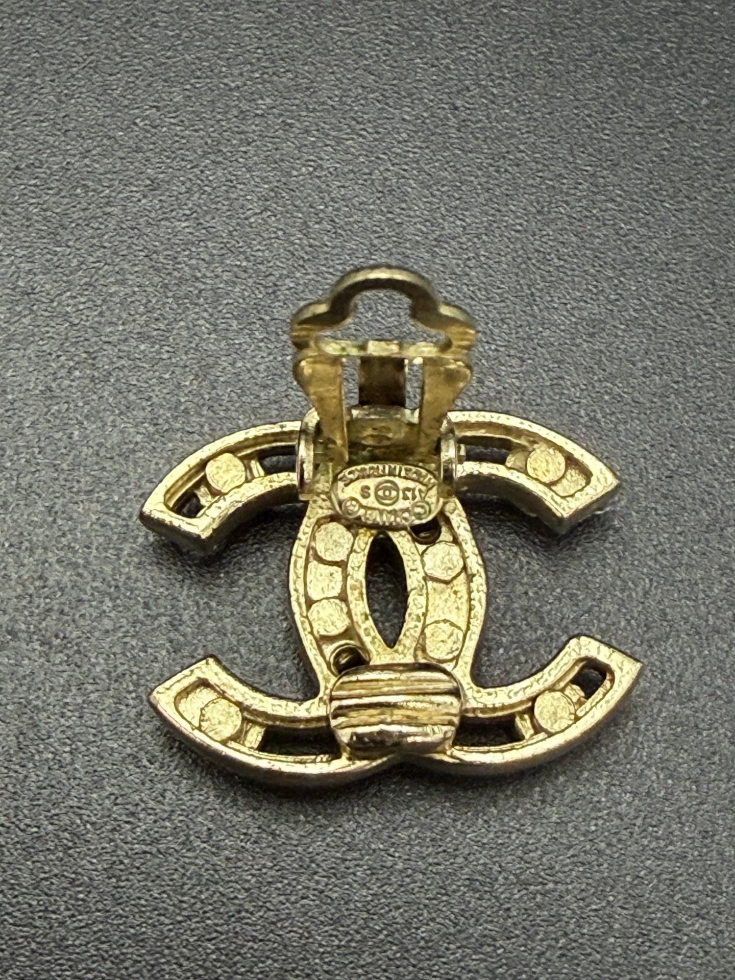 CHANEL Double-C Earring Clips