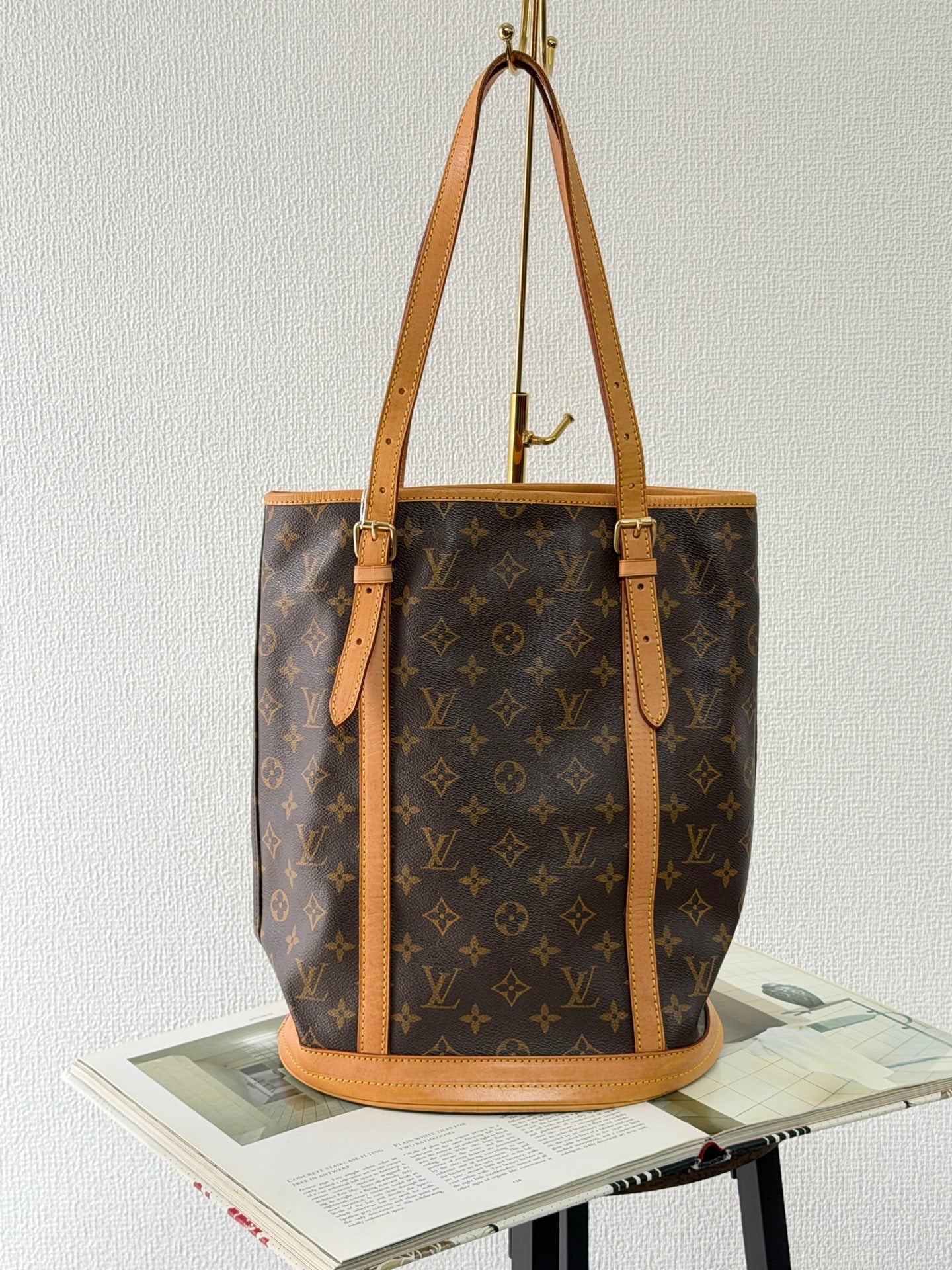 LOUIS VUITTON Monogram Bucket Handbag