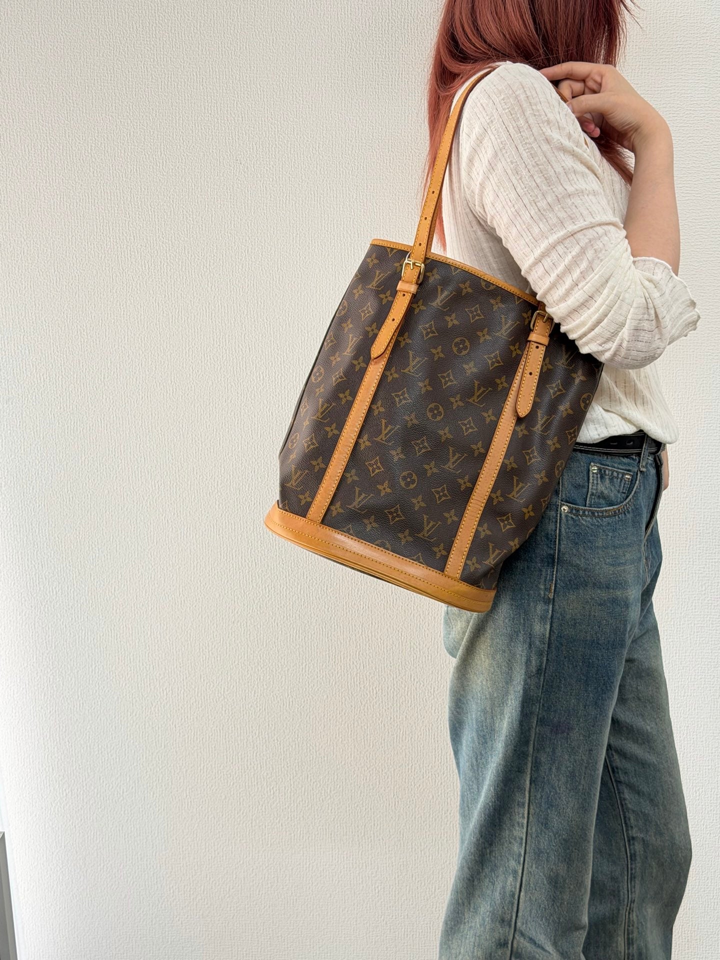 LOUIS VUITTON Monogram Bucket Handbag