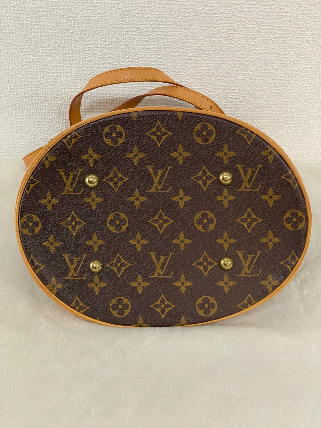 LOUIS VUITTON Monogram Bucket Handbag