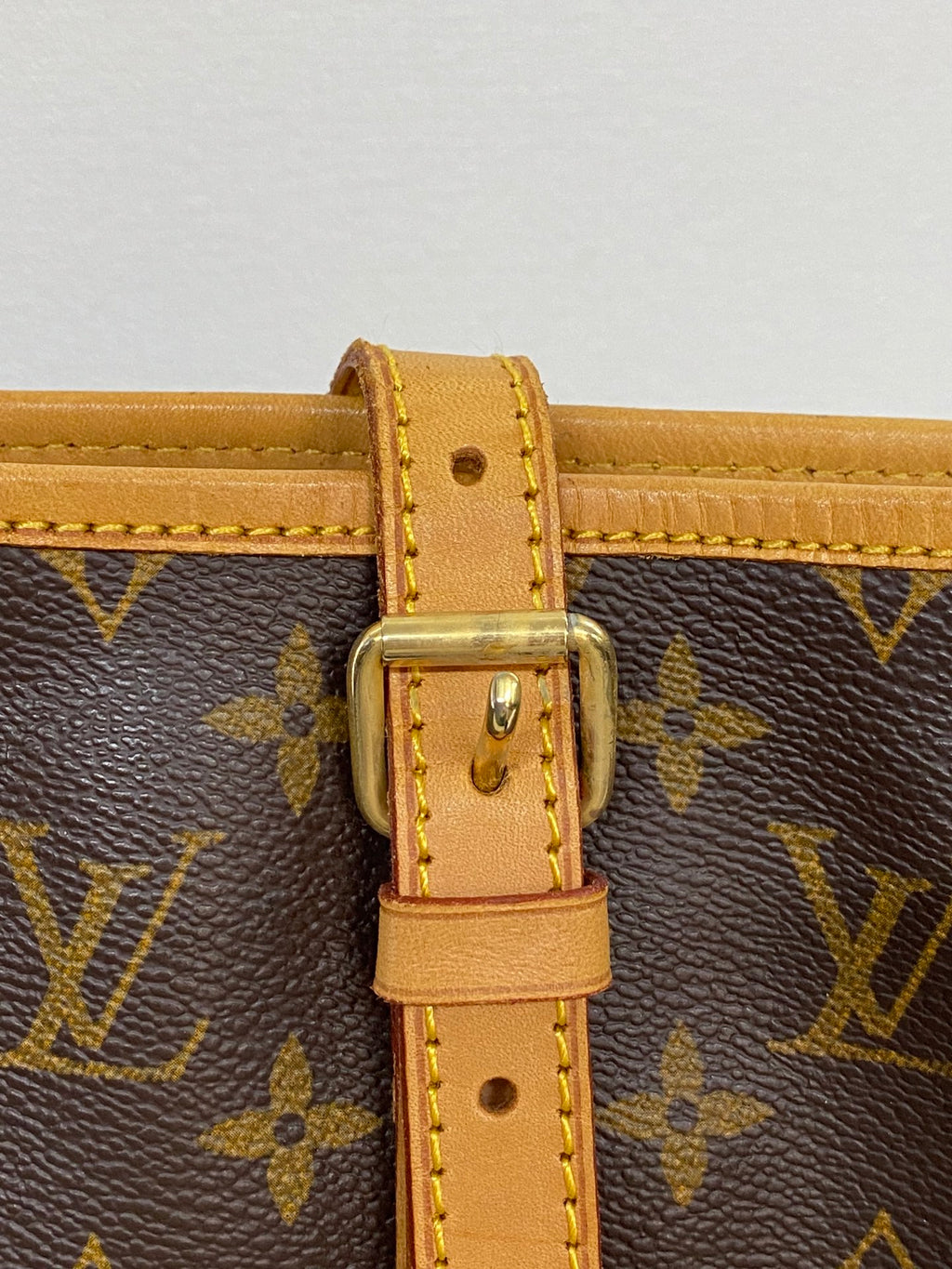 LOUIS VUITTON Monogram Bucket Handbag