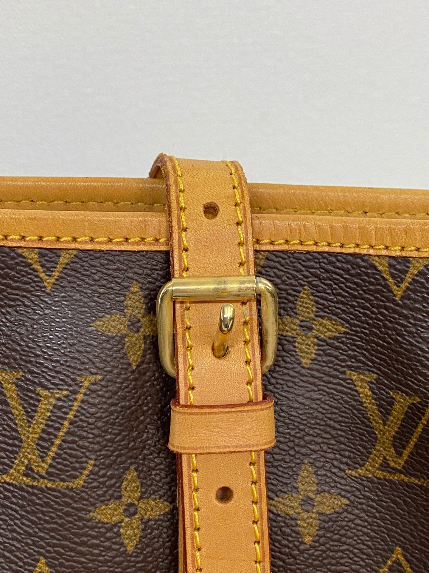LOUIS VUITTON Monogram Bucket Handbag