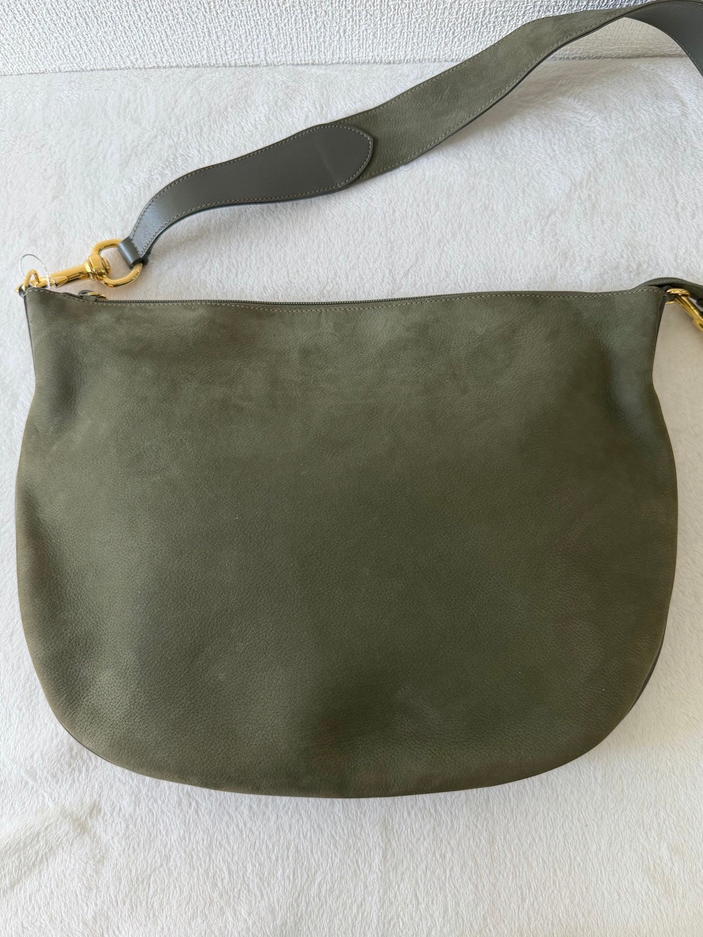 GUCCI Halfmoon Suded Shoulderbag
