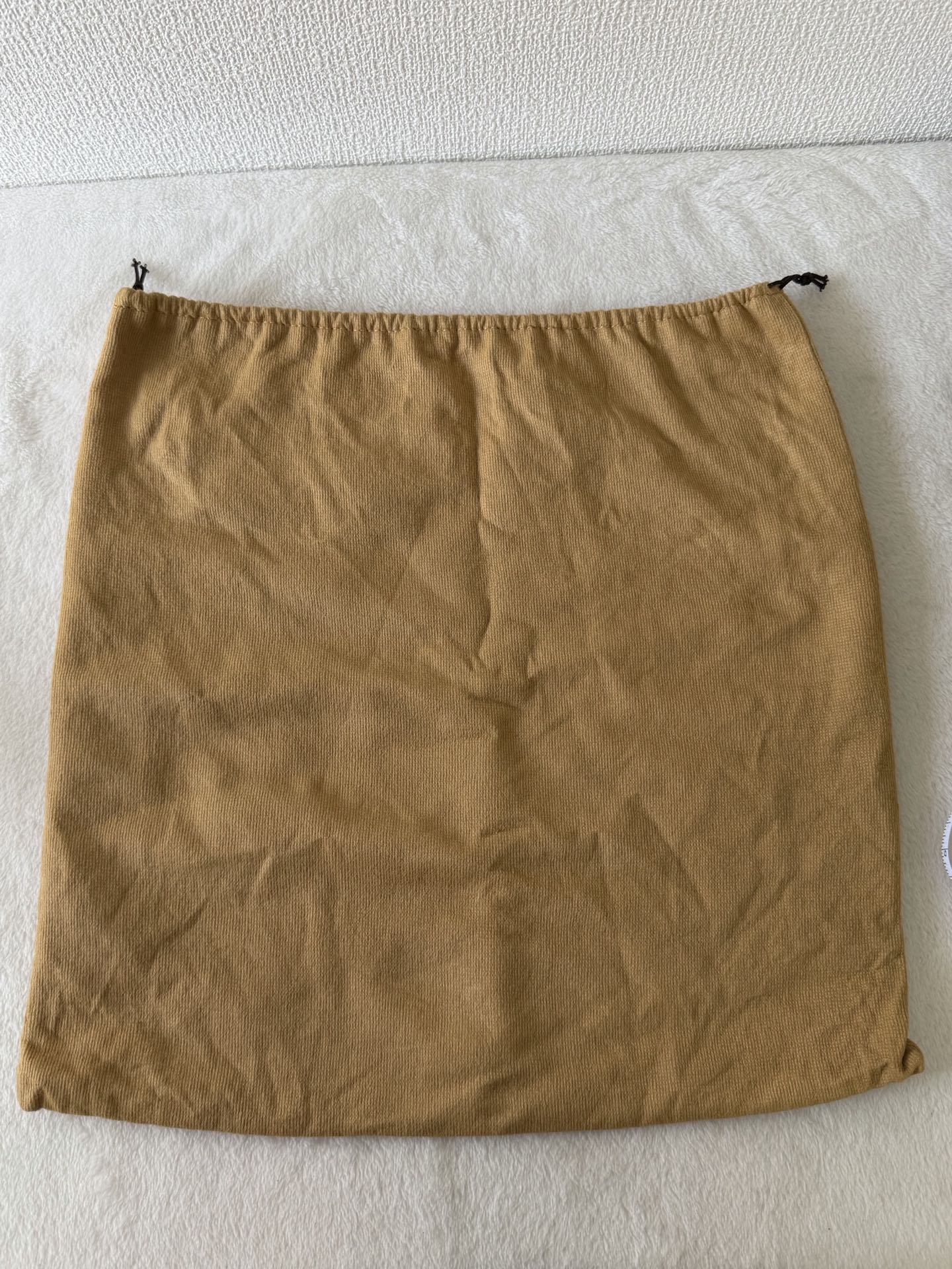 GUCCI Halfmoon Suded Shoulderbag