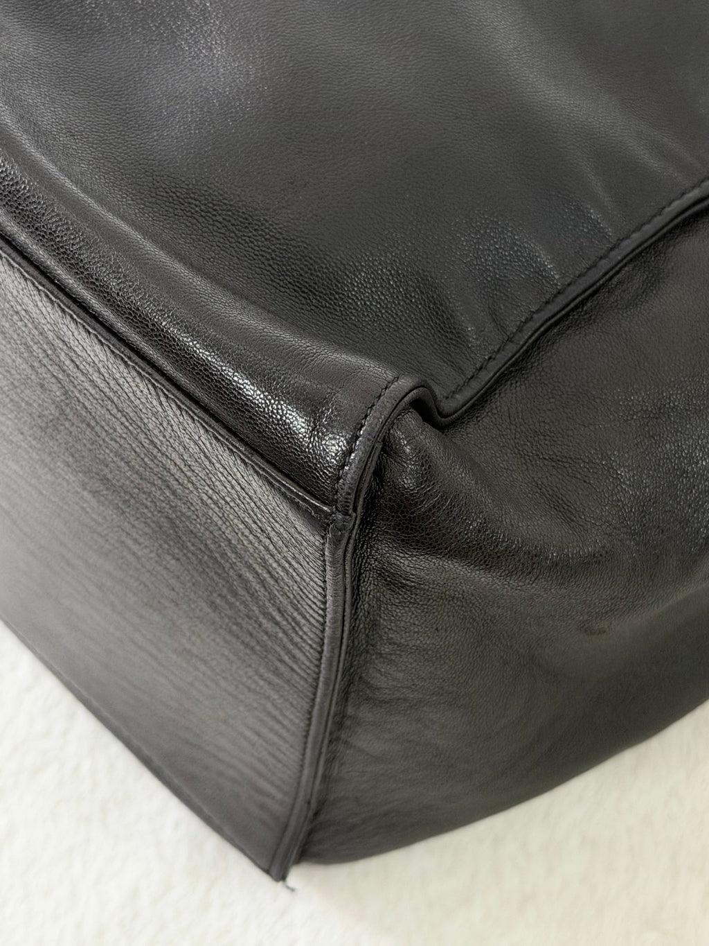 CHANEL Genuine Bucket Shoulderbag
