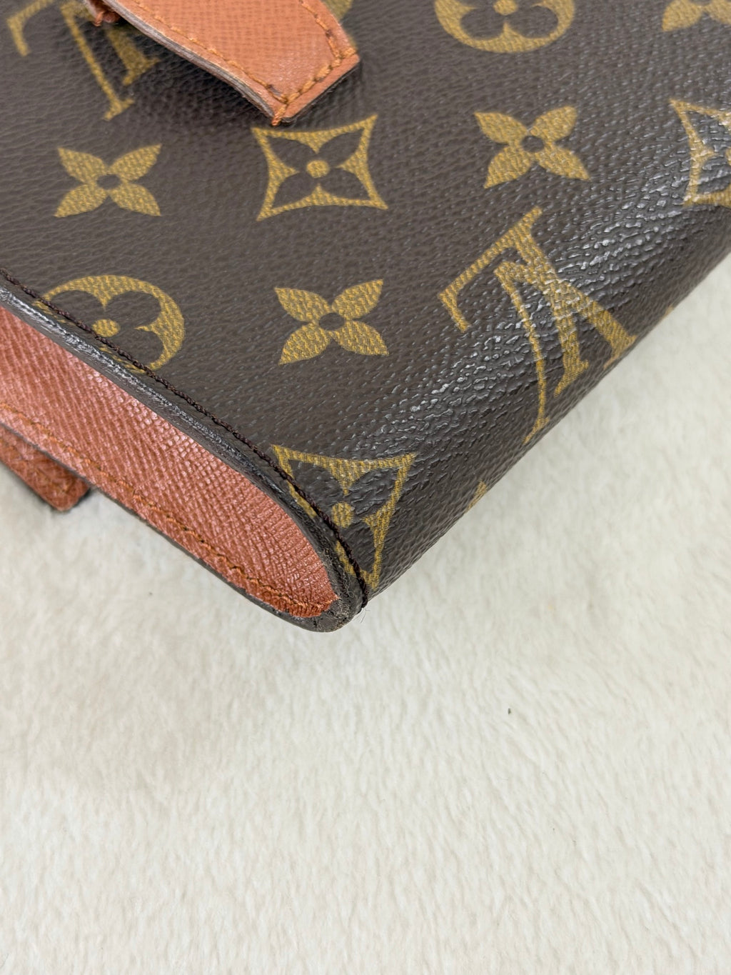 LOUIS VUITTON Monogram 2WAY Wallet