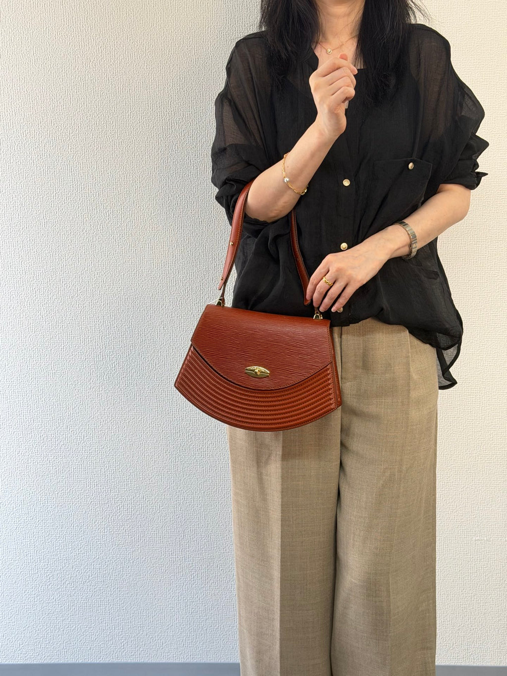 LOUIS VUITTON Epi Halfmoon Shoulderbag