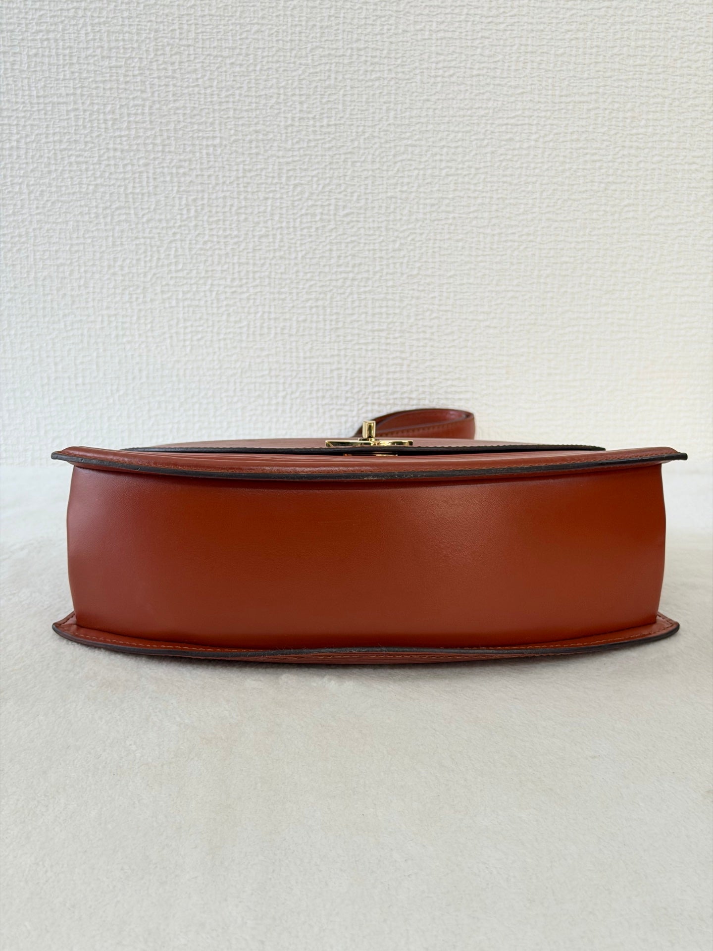 LOUIS VUITTON Epi Halfmoon Shoulderbag
