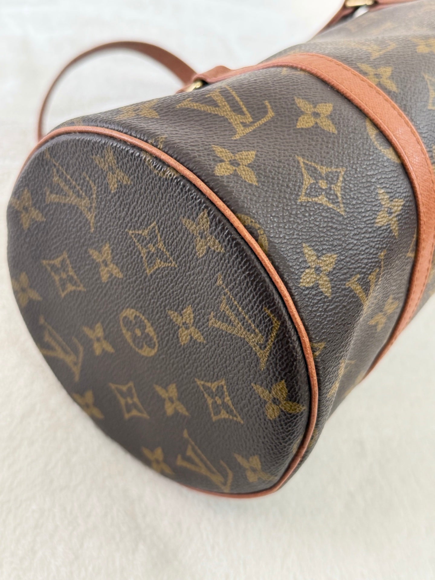 LOUIS VUITTON Monogram Pappillion Handbag