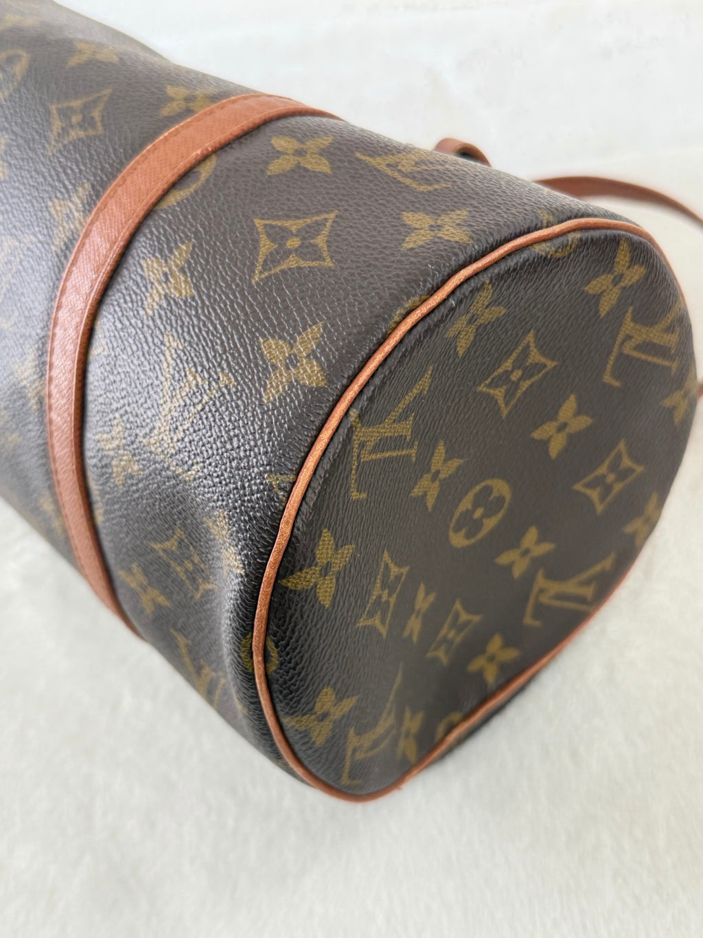 LOUIS VUITTON Monogram Pappillion Handbag