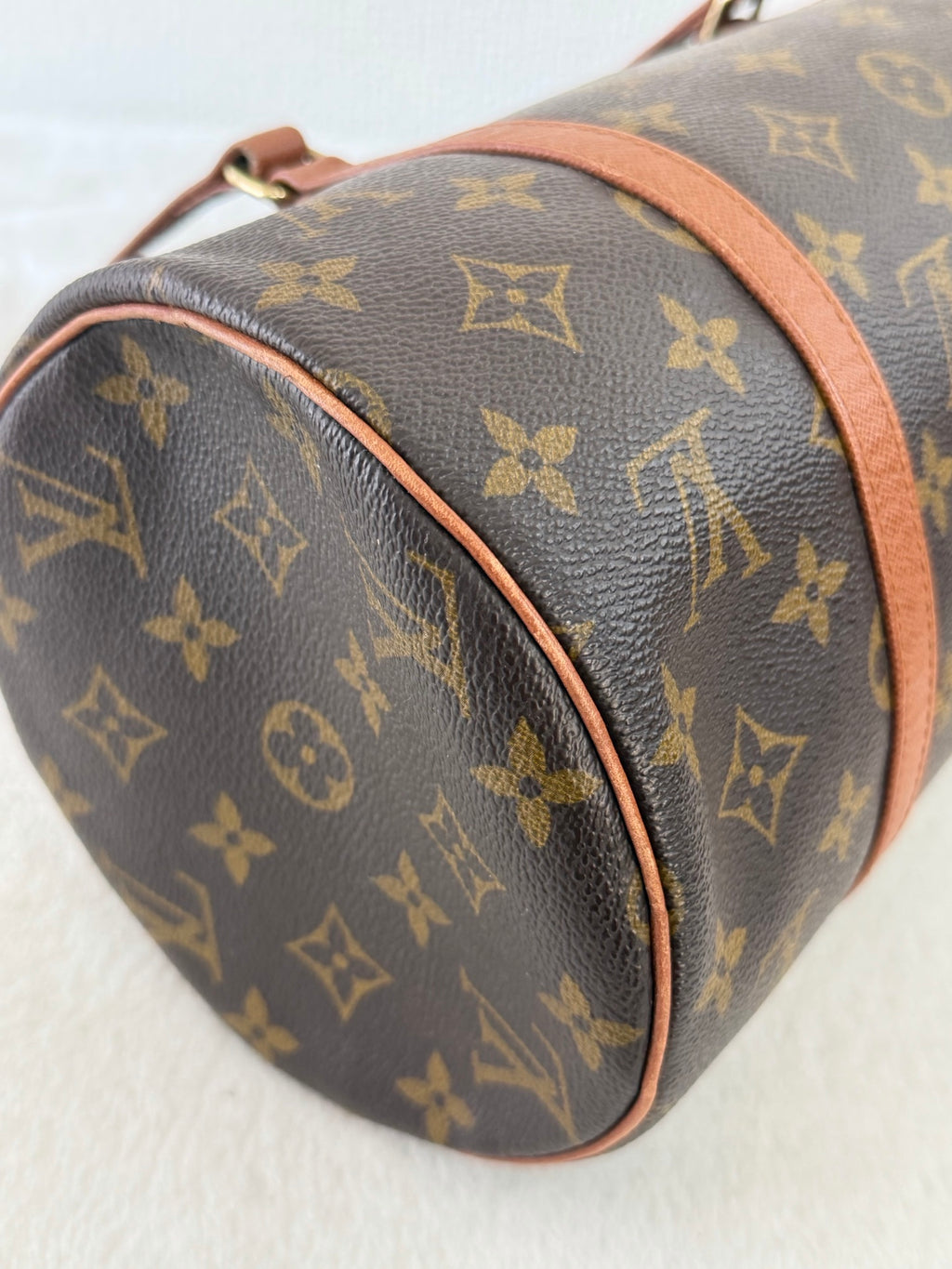 LOUIS VUITTON Monogram Pappillion Handbag