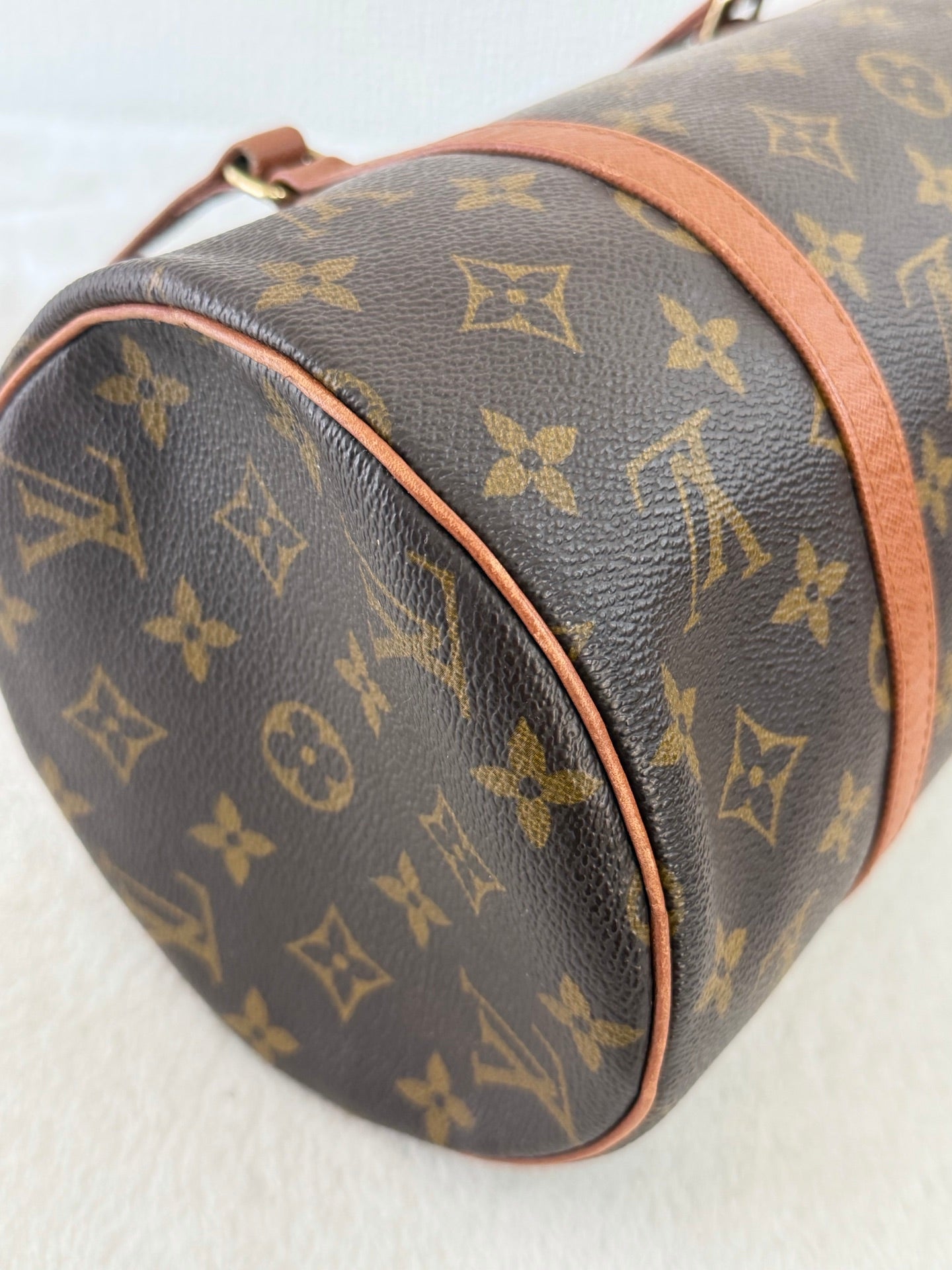 LOUIS VUITTON Monogram Pappillion Handbag