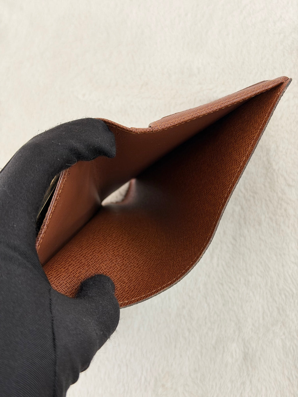 LOUIS VUITTON Monogram Bifold Wallet