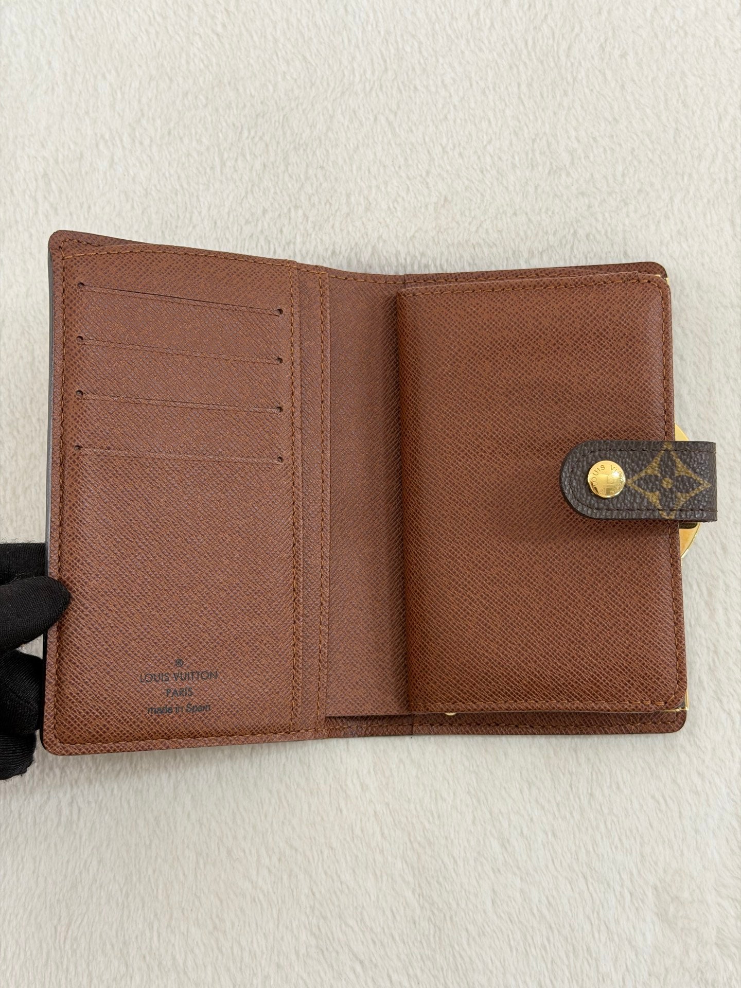 LOUIS VUITTON Monogram Bifold Wallet