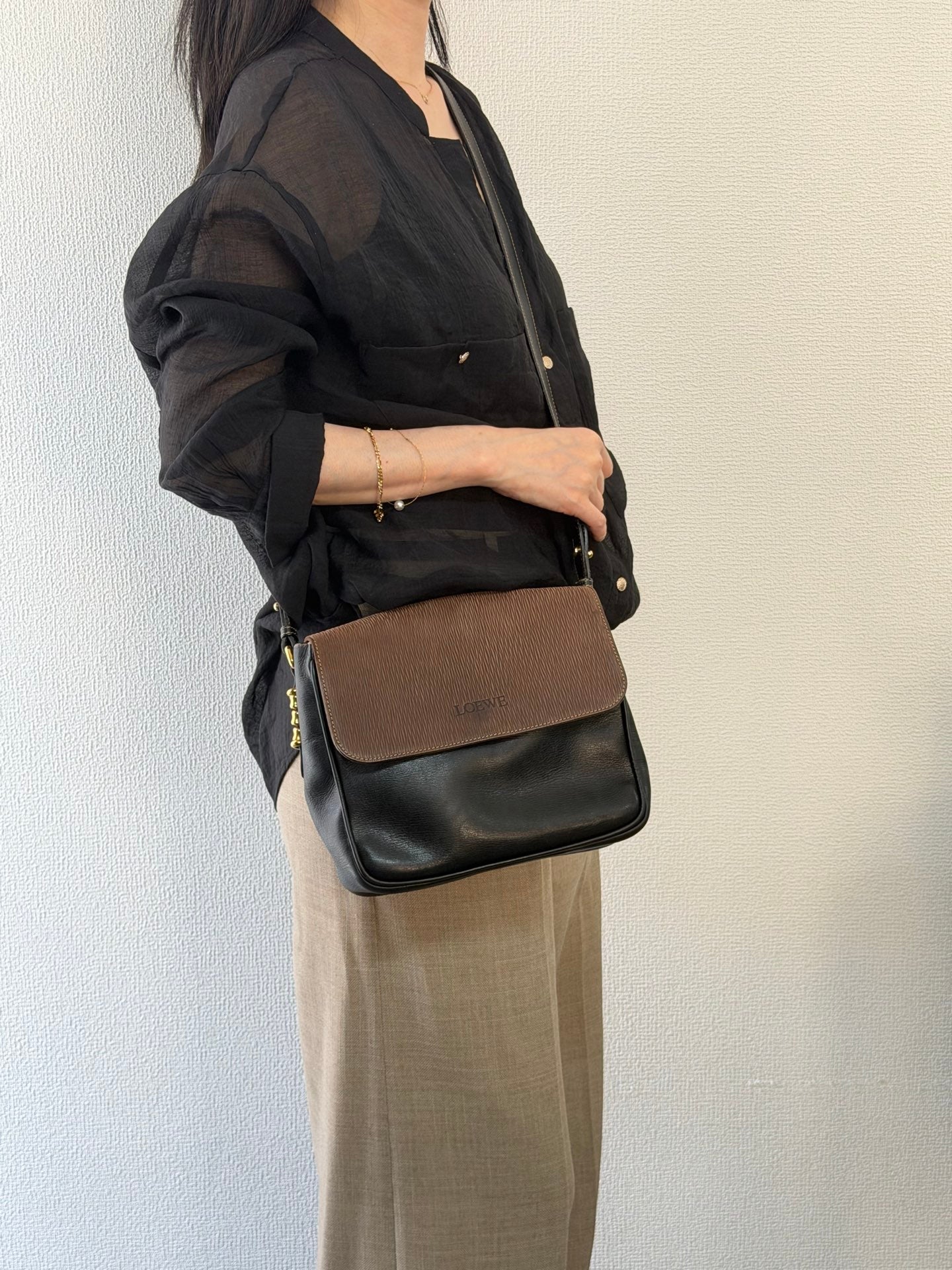 LOEWE Velázquez Massenger Shoulderbag