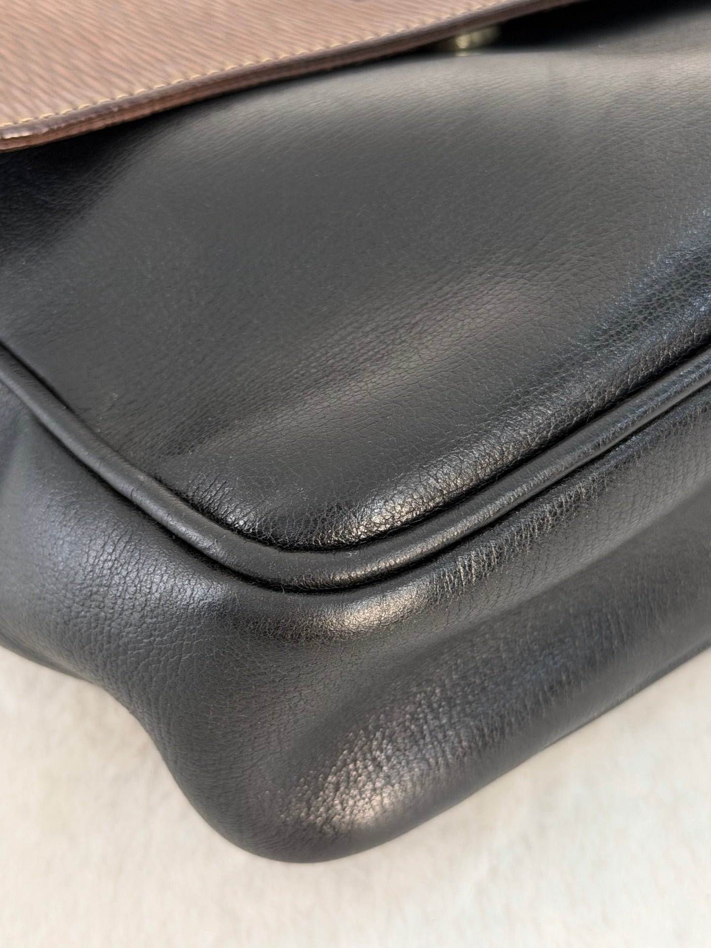LOEWE Velázquez Massenger Shoulderbag