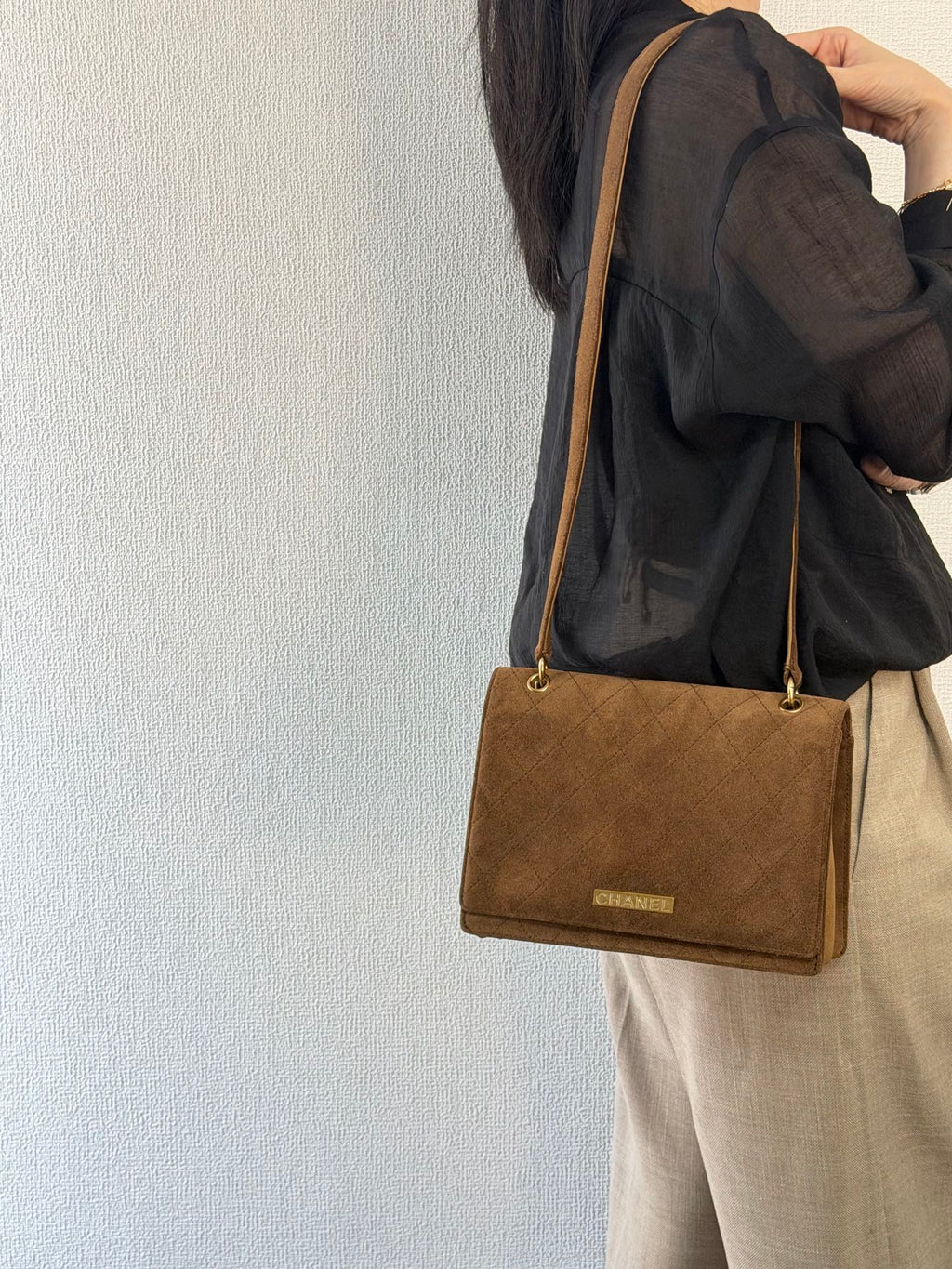 CHANEL Quilted Suede Shoulderbag