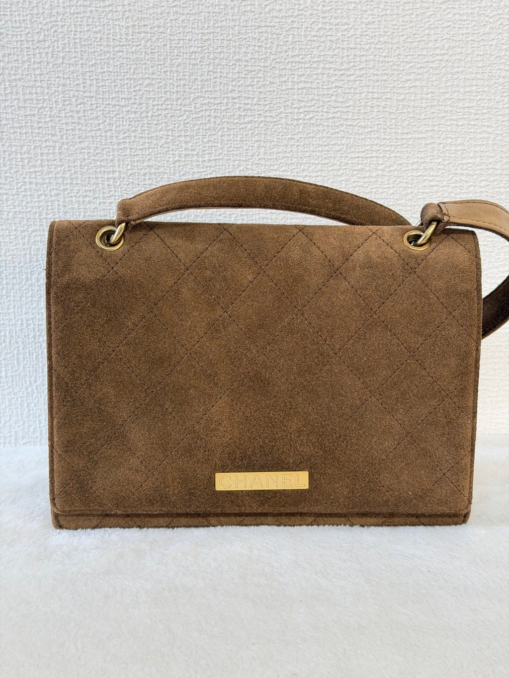 CHANEL Quilted Suede Shoulderbag