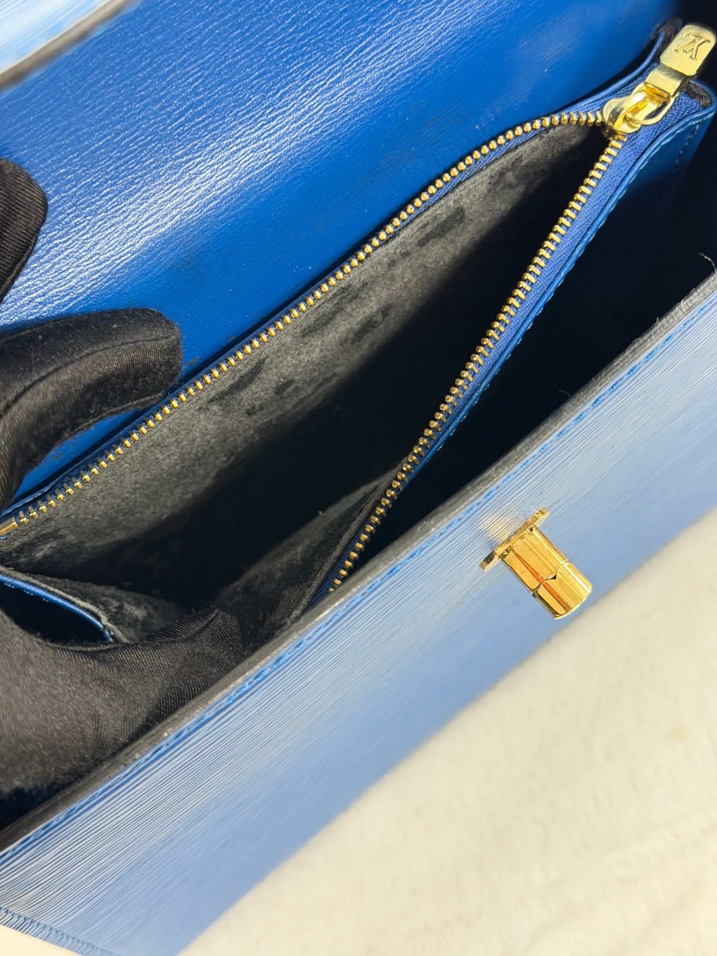 Louis Vuitton Epi Leather Kelly Handbag